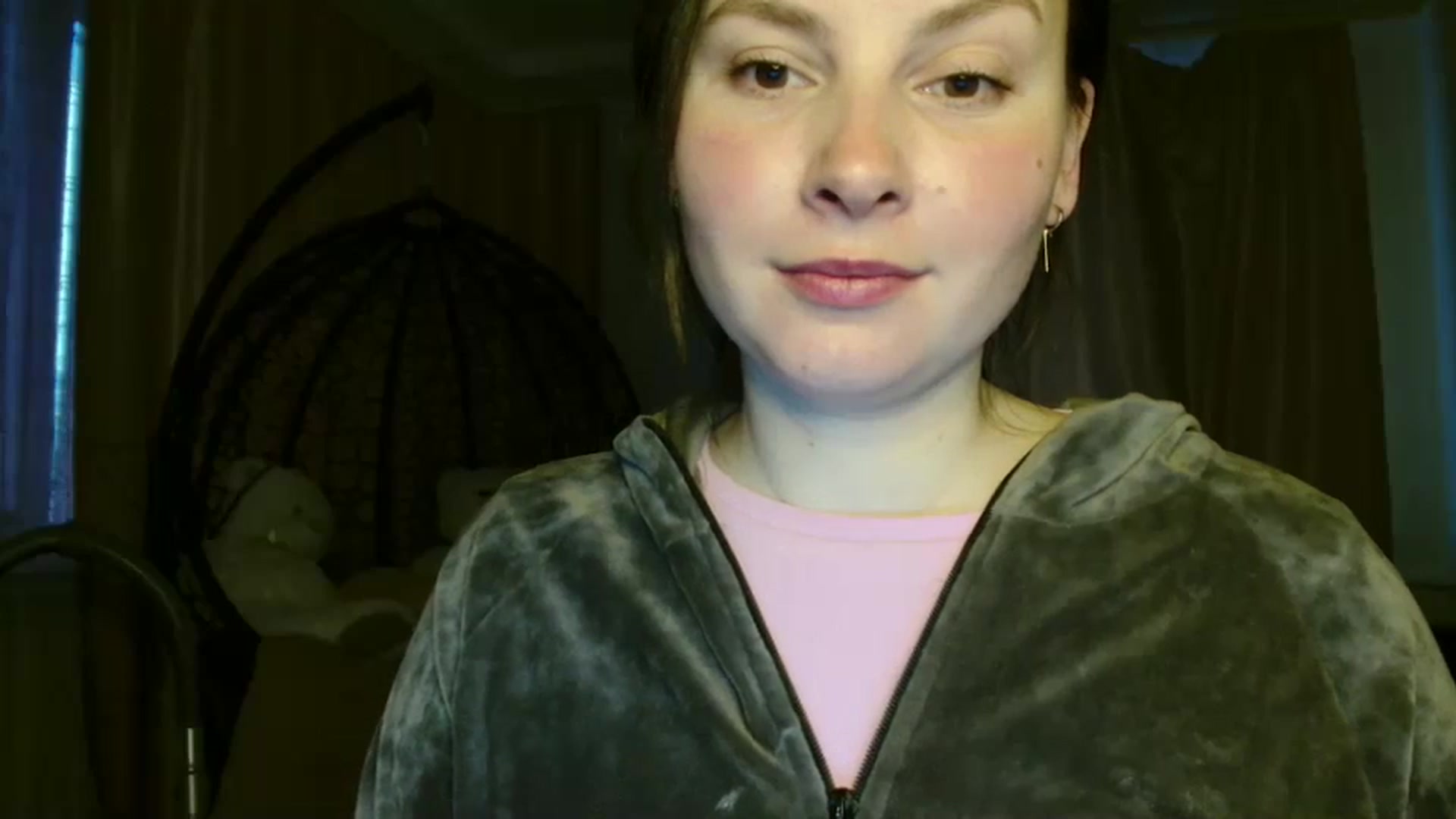 Gallery image thumbnail from MisssLove_is's myfreecams stream on, 05/27/2025, 18:54 image 4 of 20
