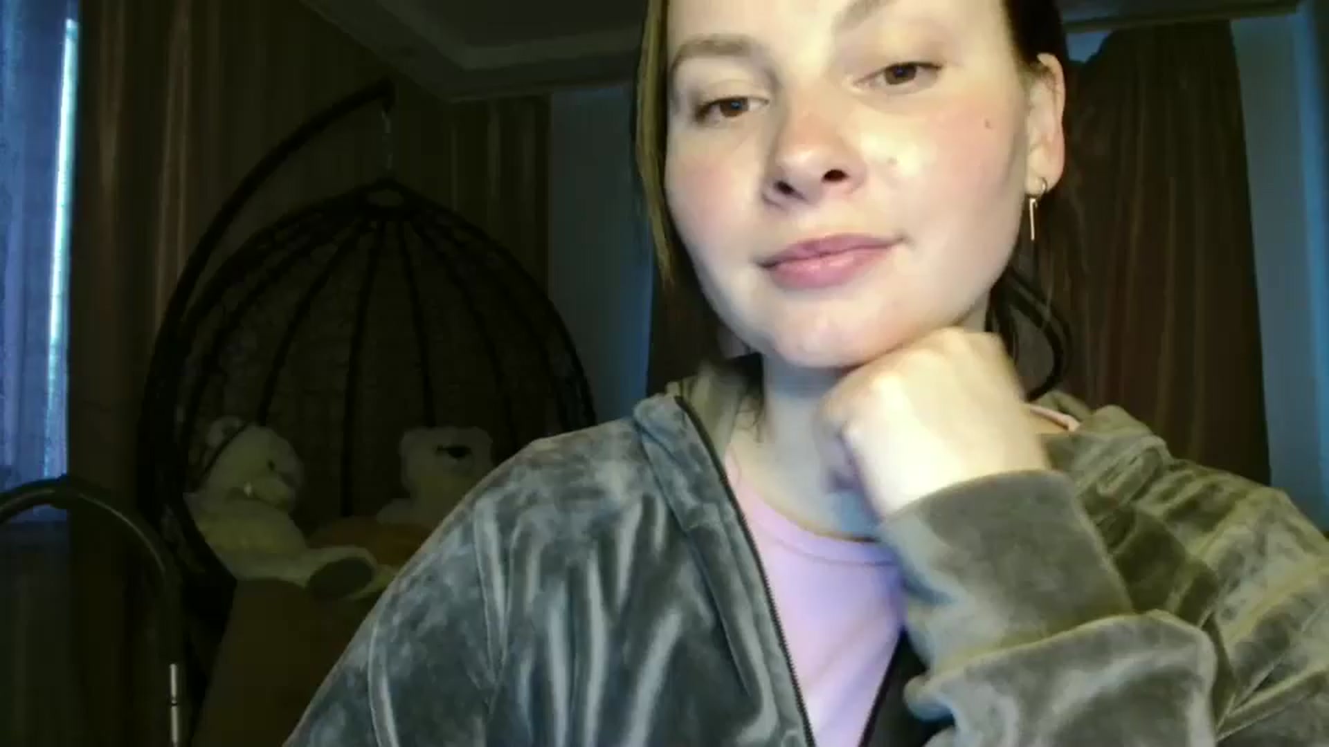 Gallery image thumbnail from MisssLove_is's myfreecams stream on, 05/27/2025, 18:54 image 1 of 20