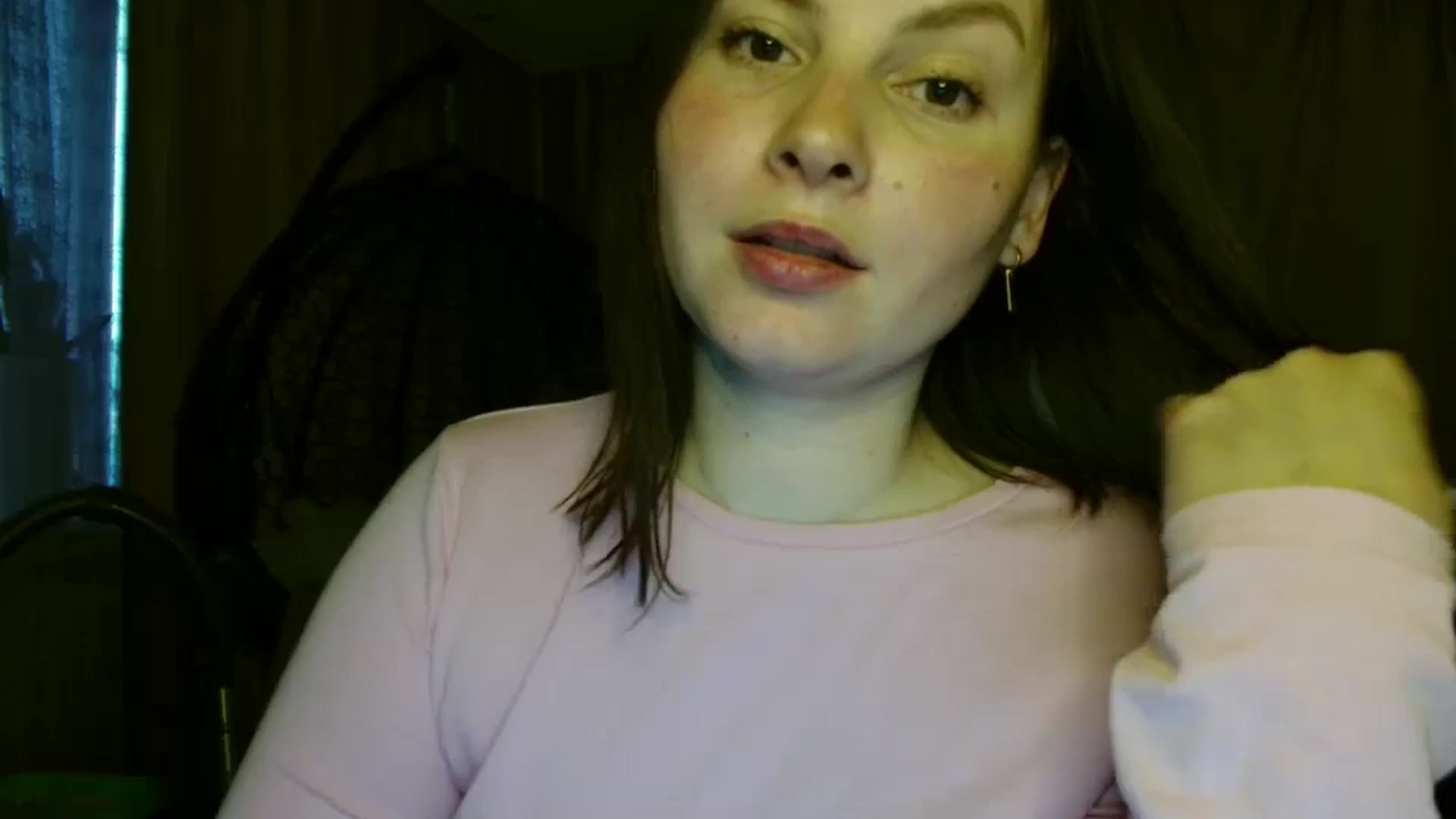 Gallery image thumbnail from MisssLove_is's myfreecams stream on, 06/03/2025, 18:17 image 19 of 20