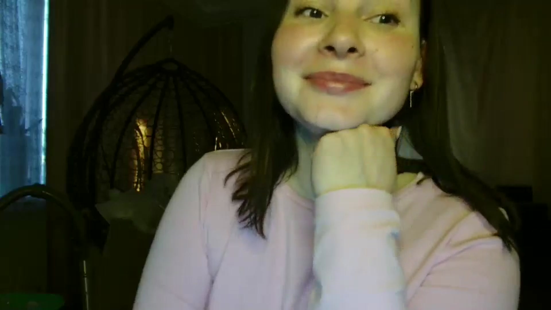 Gallery image thumbnail from MisssLove_is's myfreecams stream on, 06/03/2025, 18:17 image 2 of 20
