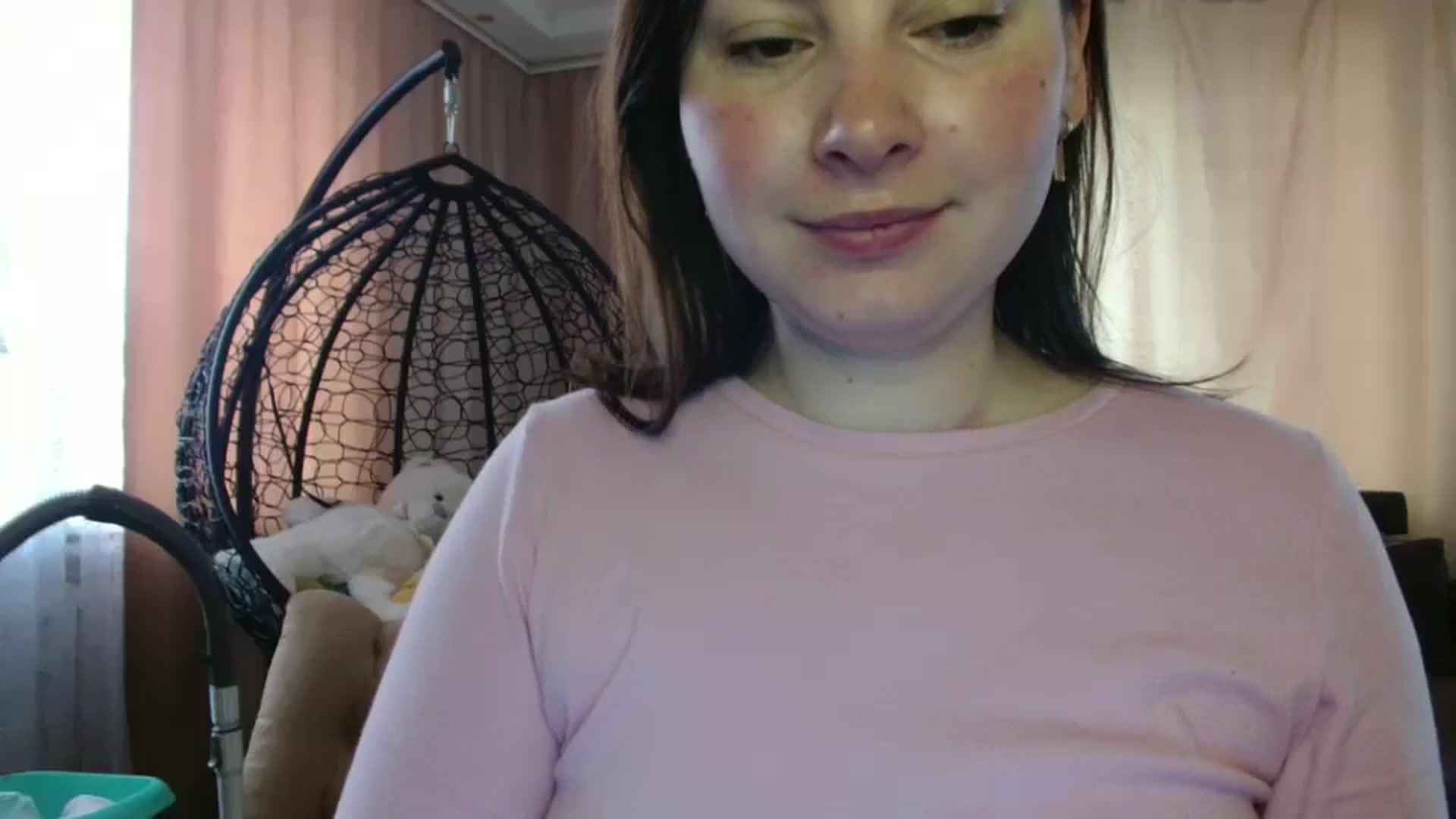 Gallery image thumbnail from MisssLove_is's myfreecams stream on, 06/04/2025, 06:24 image 10 of 20