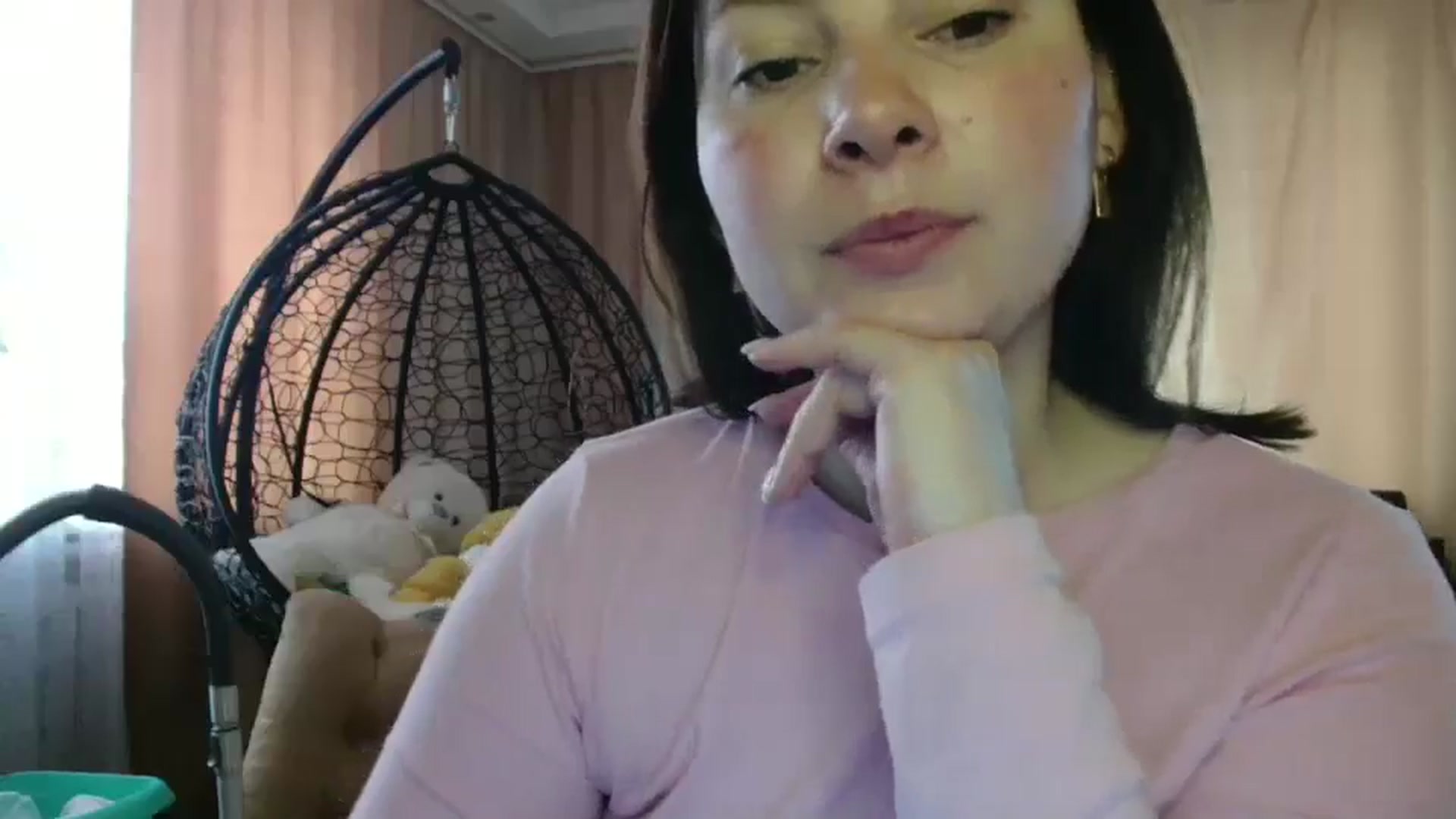 Gallery image thumbnail from MisssLove_is's myfreecams stream on, 06/04/2025, 06:24 image 5 of 20