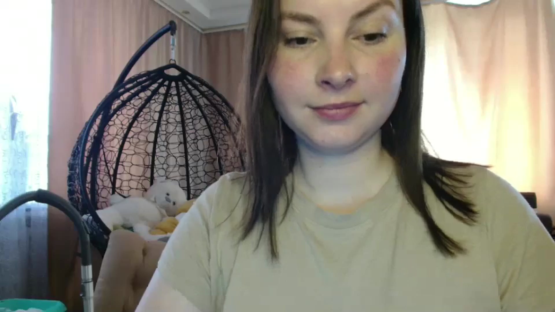Gallery image thumbnail from MisssLove_is's myfreecams stream on, 06/05/2025, 09:48 image 4 of 20
