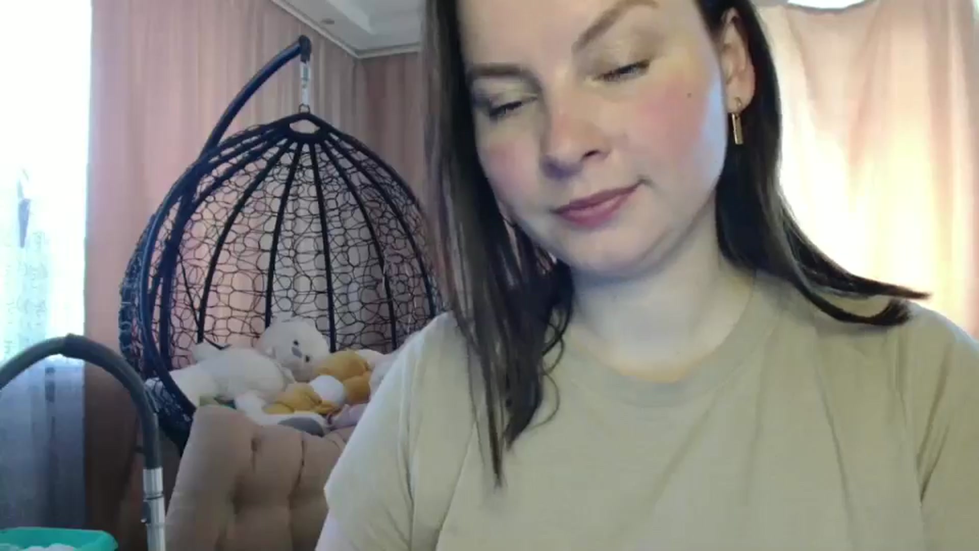 Gallery image thumbnail from MisssLove_is's myfreecams stream on, 06/05/2025, 09:48 image 2 of 20