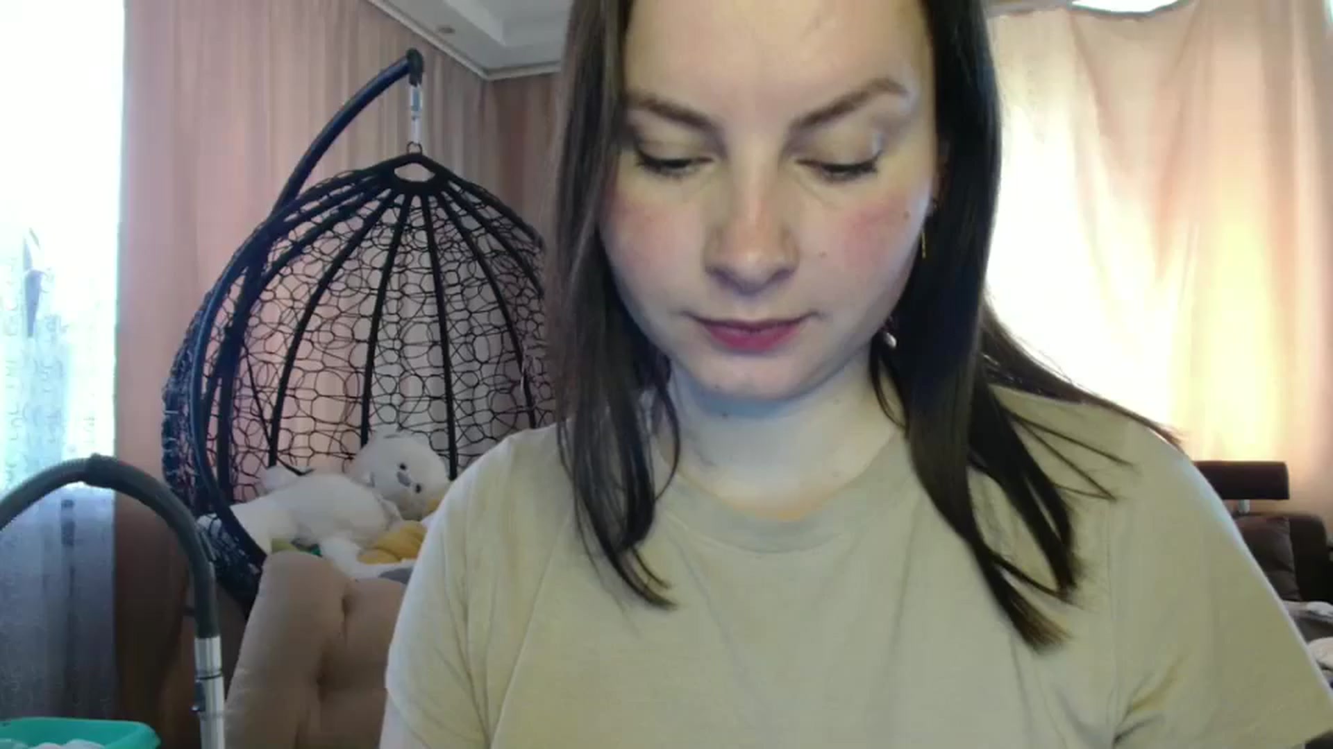 Gallery image thumbnail from MisssLove_is's myfreecams stream on, 06/05/2025, 09:48 image 10 of 20