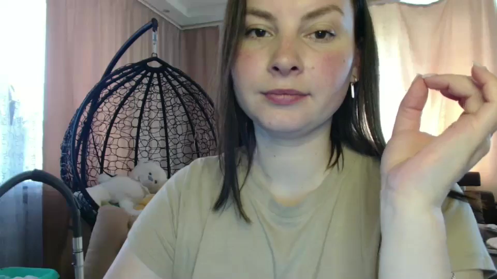 Gallery image thumbnail from MisssLove_is's myfreecams stream on, 06/05/2025, 09:48 image 12 of 20