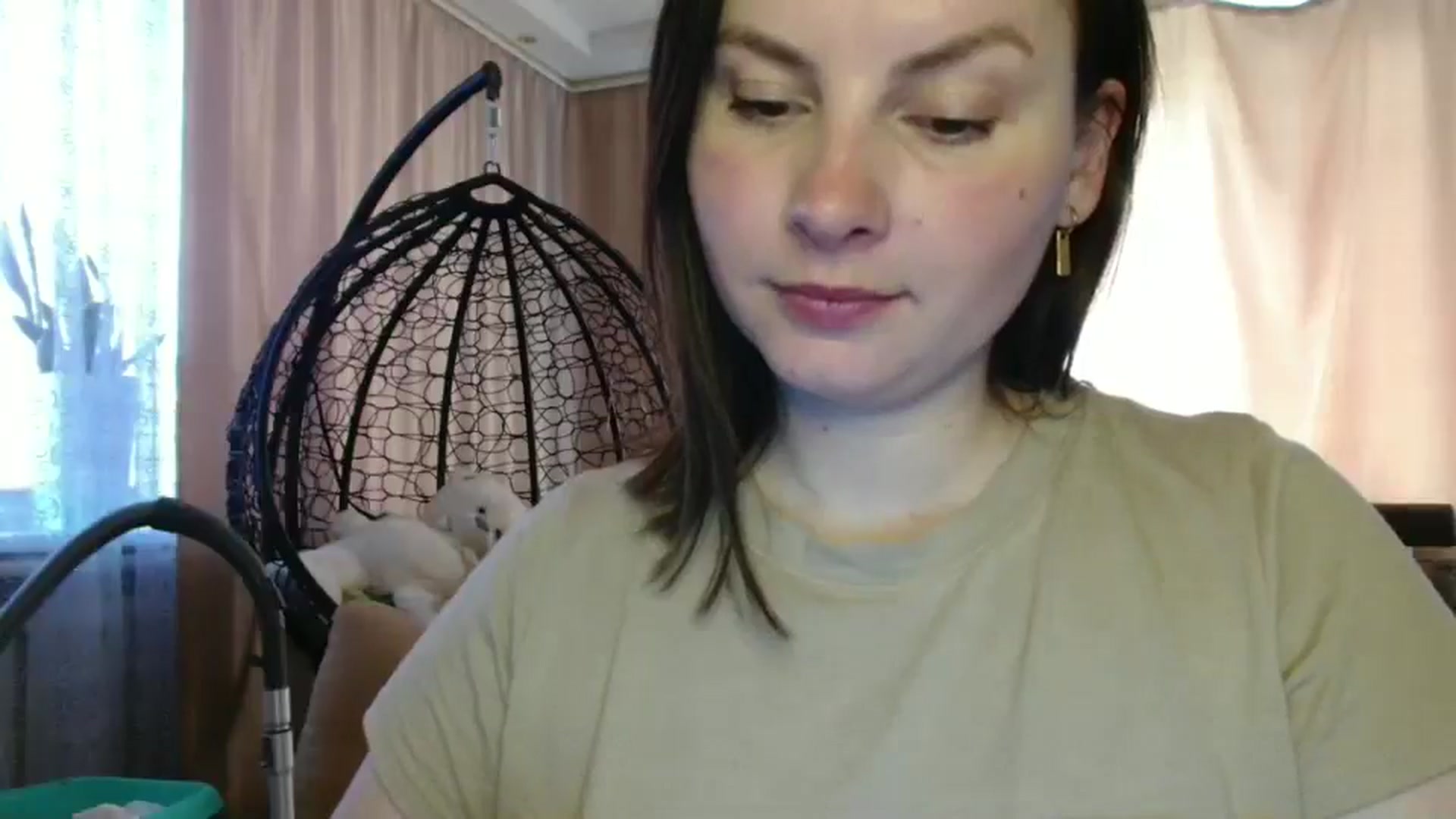 Gallery image thumbnail from MisssLove_is's myfreecams stream on, 06/05/2025, 13:48 image 2 of 20