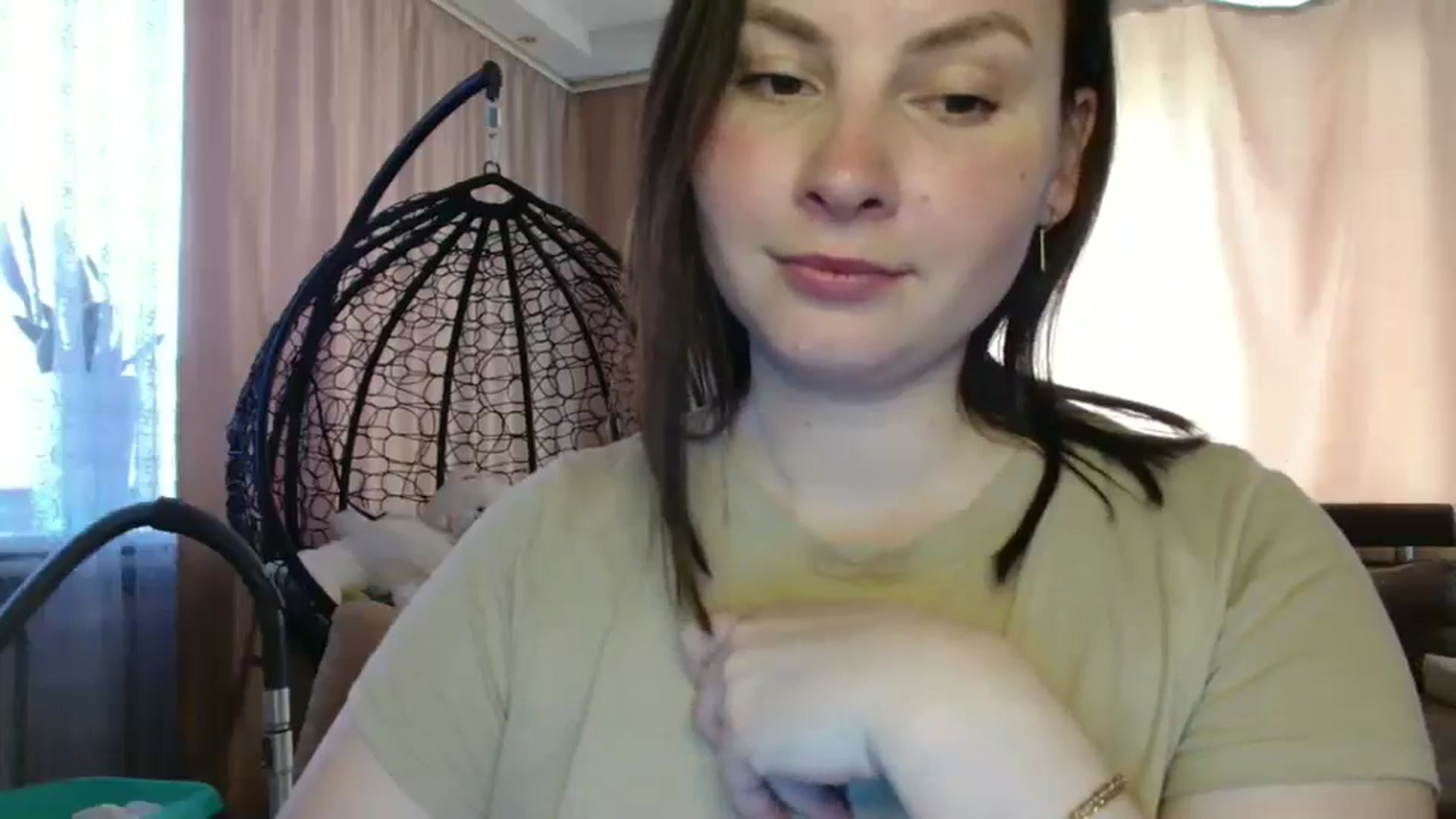 Gallery image thumbnail from MisssLove_is's myfreecams stream on, 06/05/2025, 13:48 image 14 of 20