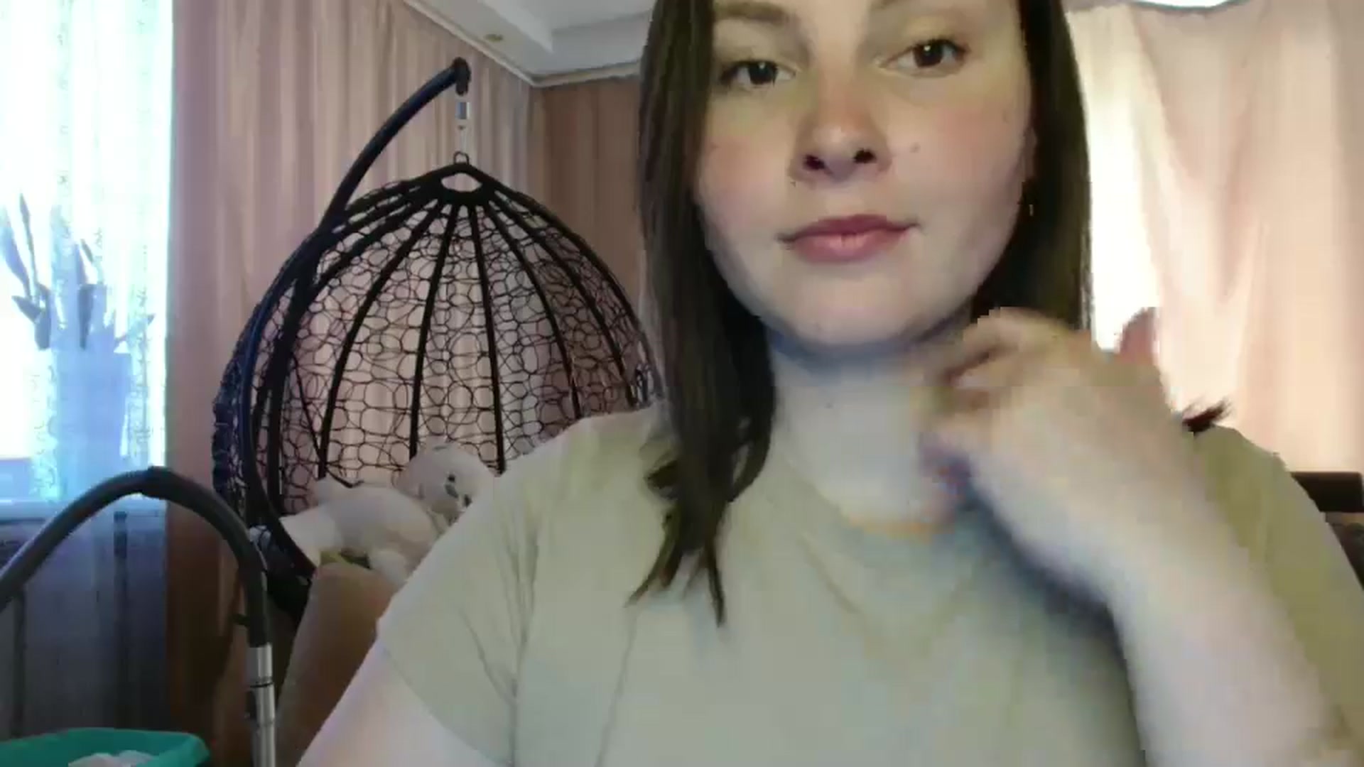 Gallery image thumbnail from MisssLove_is's myfreecams stream on, 06/05/2025, 13:48 image 10 of 20