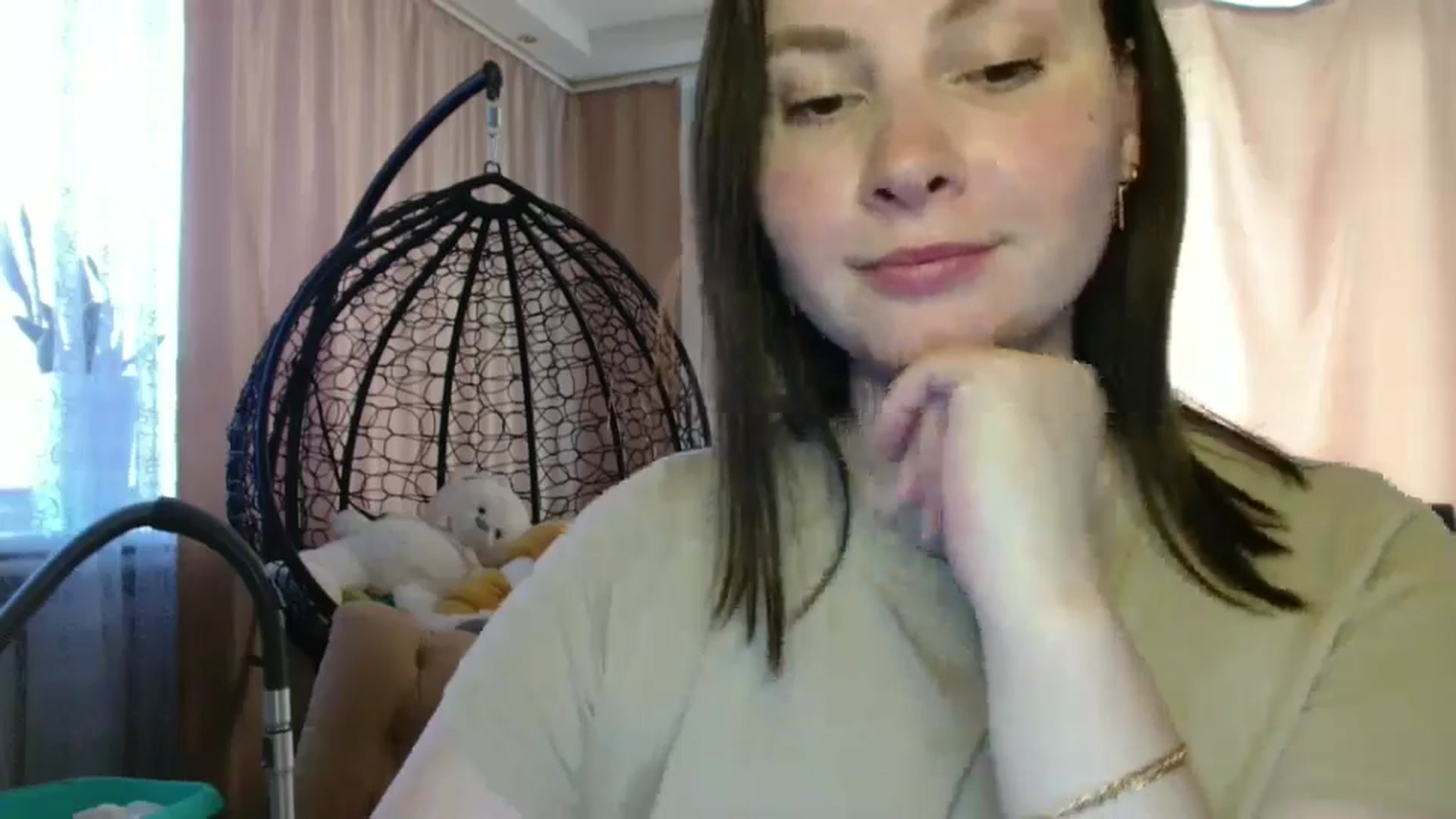 Gallery image thumbnail from MisssLove_is's myfreecams stream on, 06/05/2025, 13:48 image 18 of 20