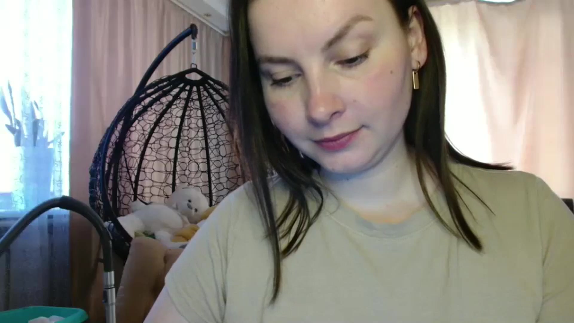 Gallery image thumbnail from MisssLove_is's myfreecams stream on, 06/05/2025, 13:48 image 20 of 20