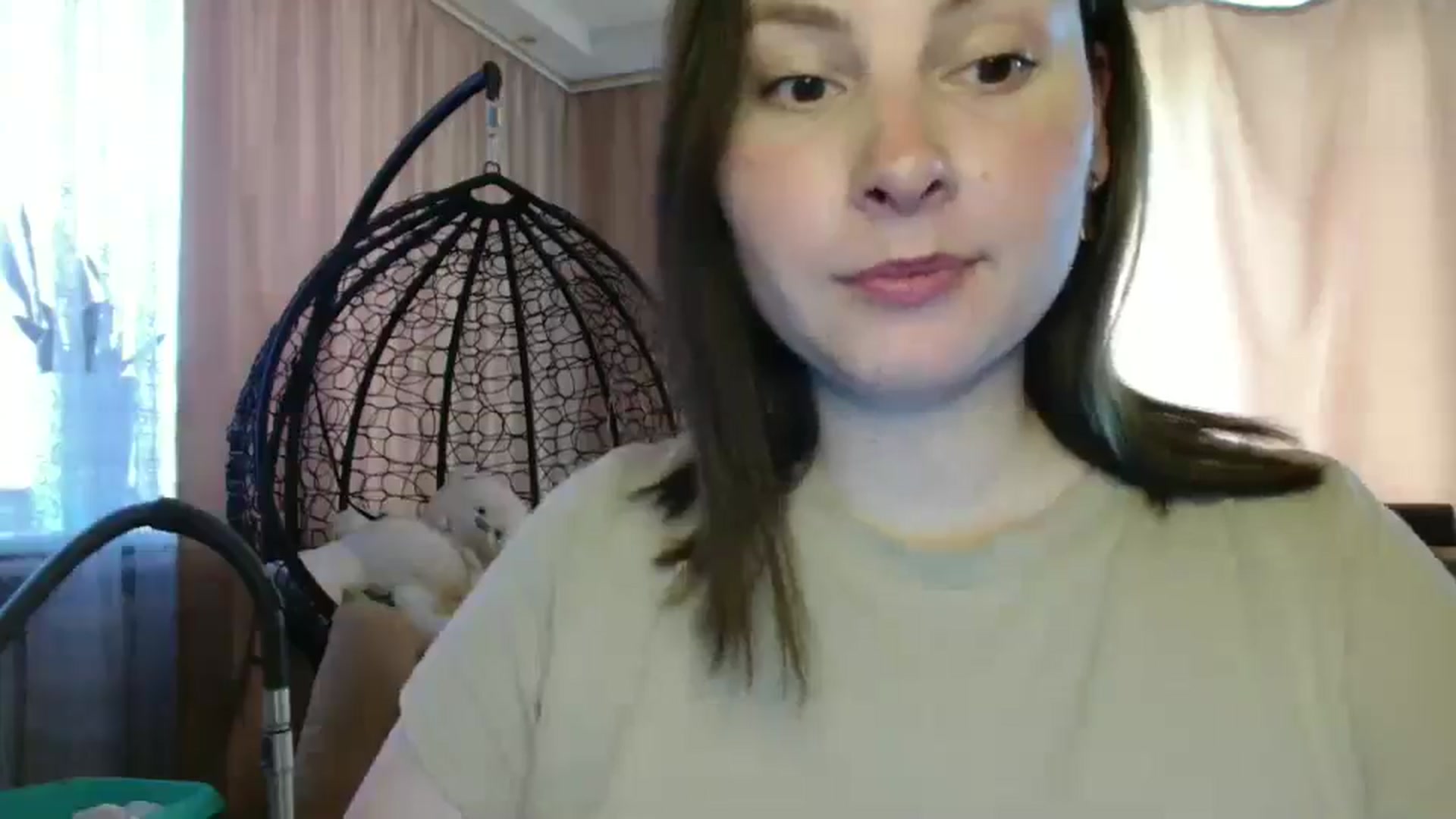 Gallery image thumbnail from MisssLove_is's myfreecams stream on, 06/05/2025, 14:31 image 3 of 20