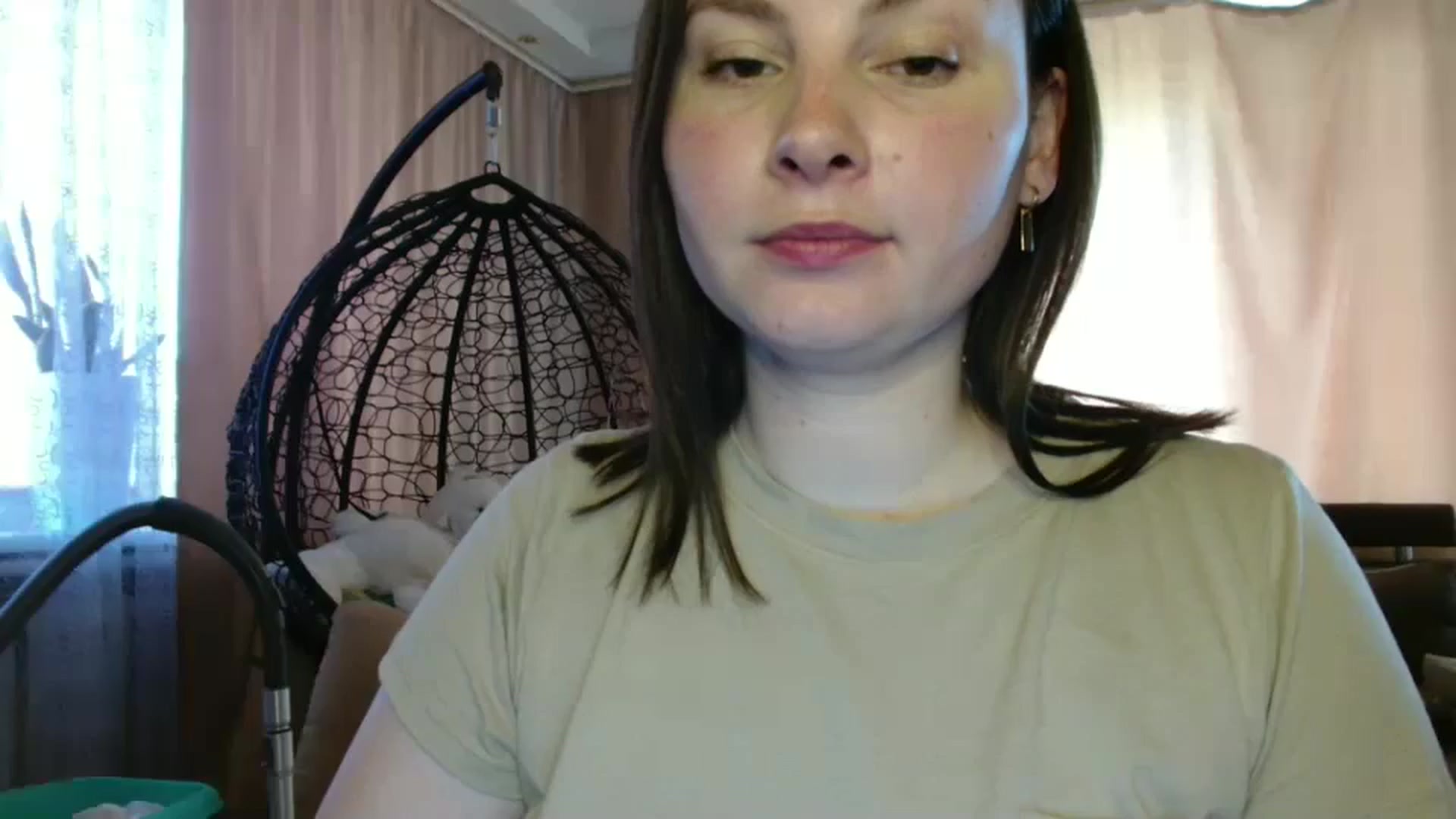Gallery image thumbnail from MisssLove_is's myfreecams stream on, 06/05/2025, 14:31 image 19 of 20