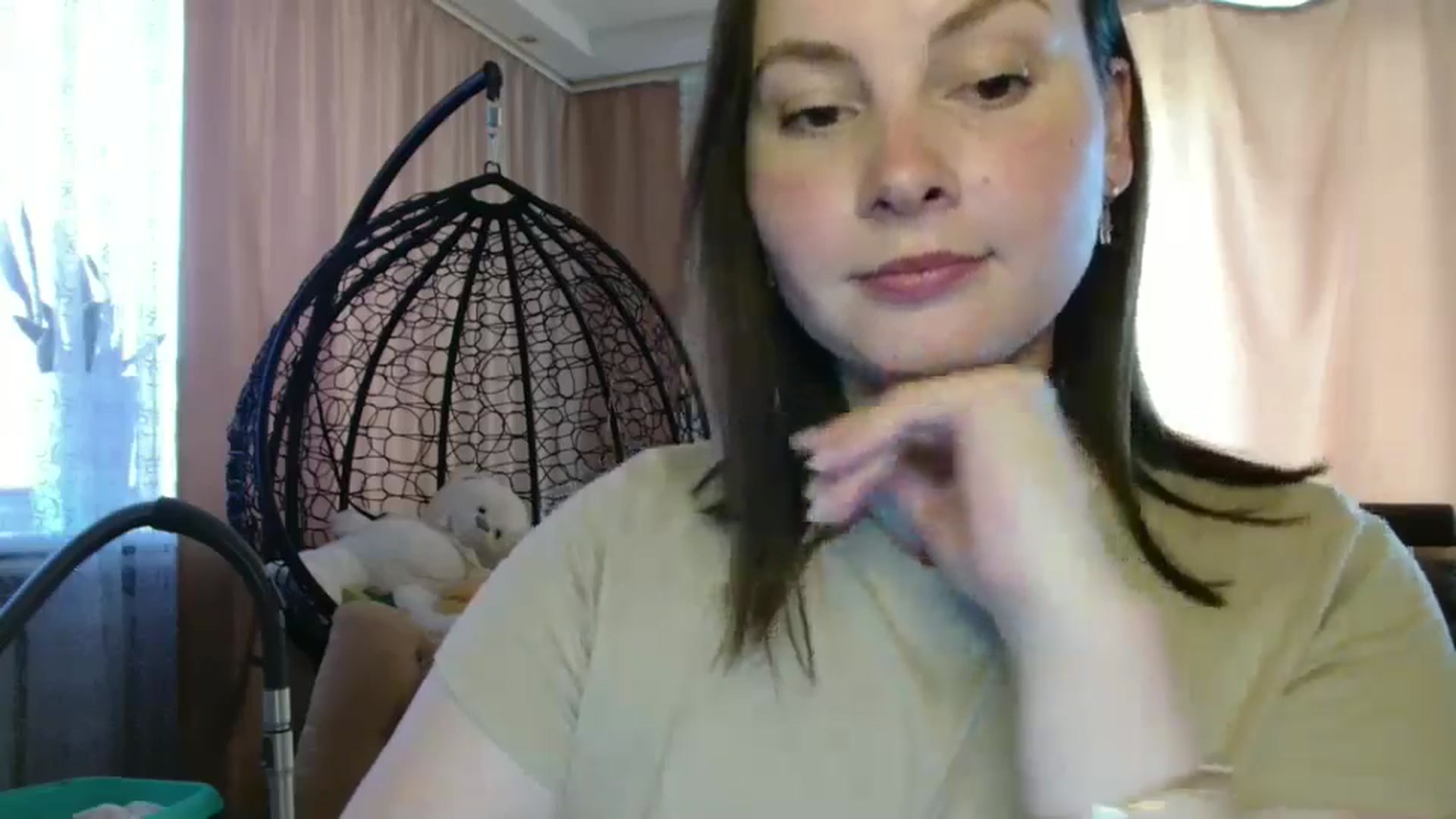 Gallery image thumbnail from MisssLove_is's myfreecams stream on, 06/05/2025, 14:31 image 15 of 20