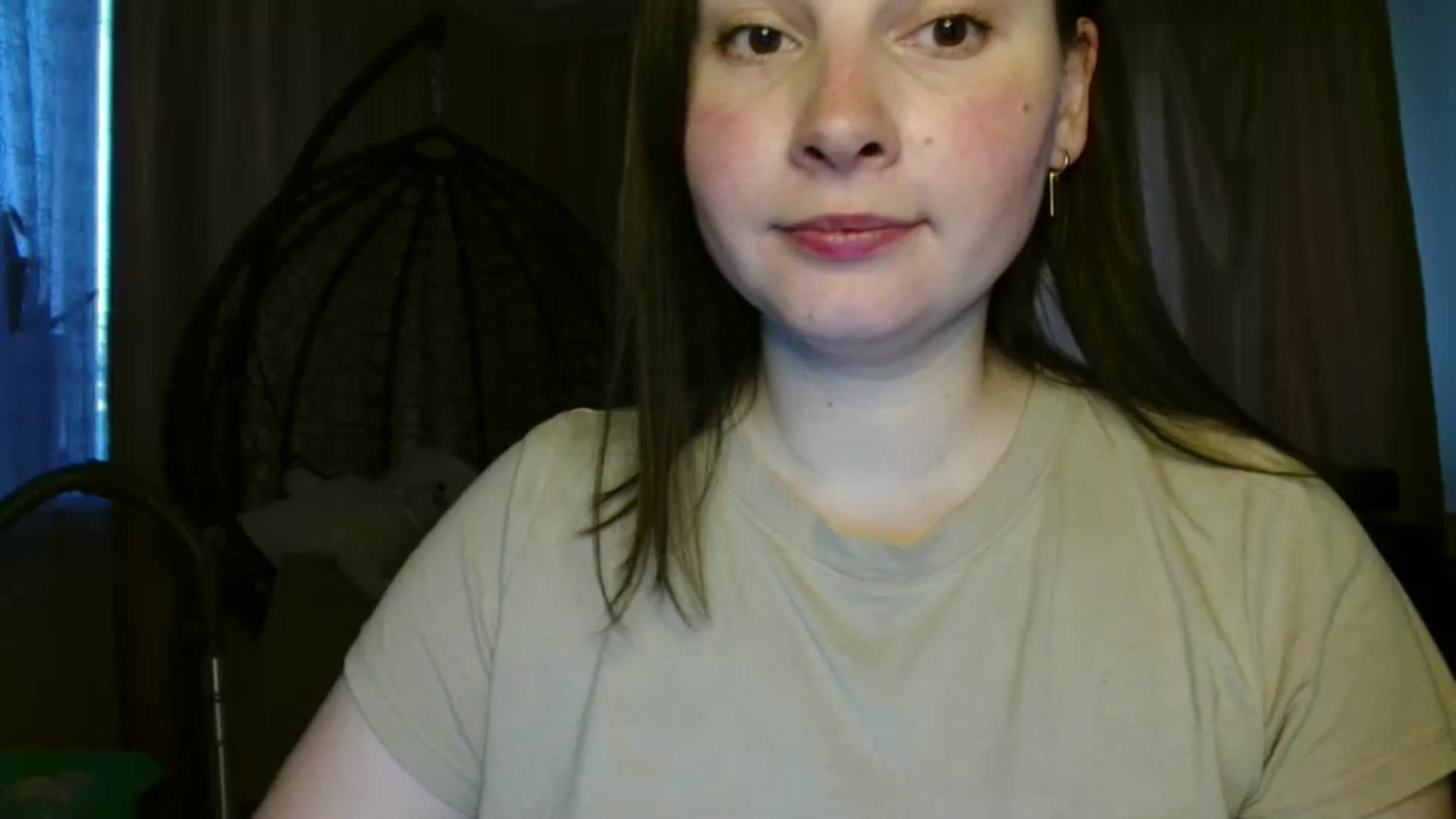 Gallery image thumbnail from MisssLove_is's myfreecams stream on, 06/05/2025, 18:20 image 5 of 20