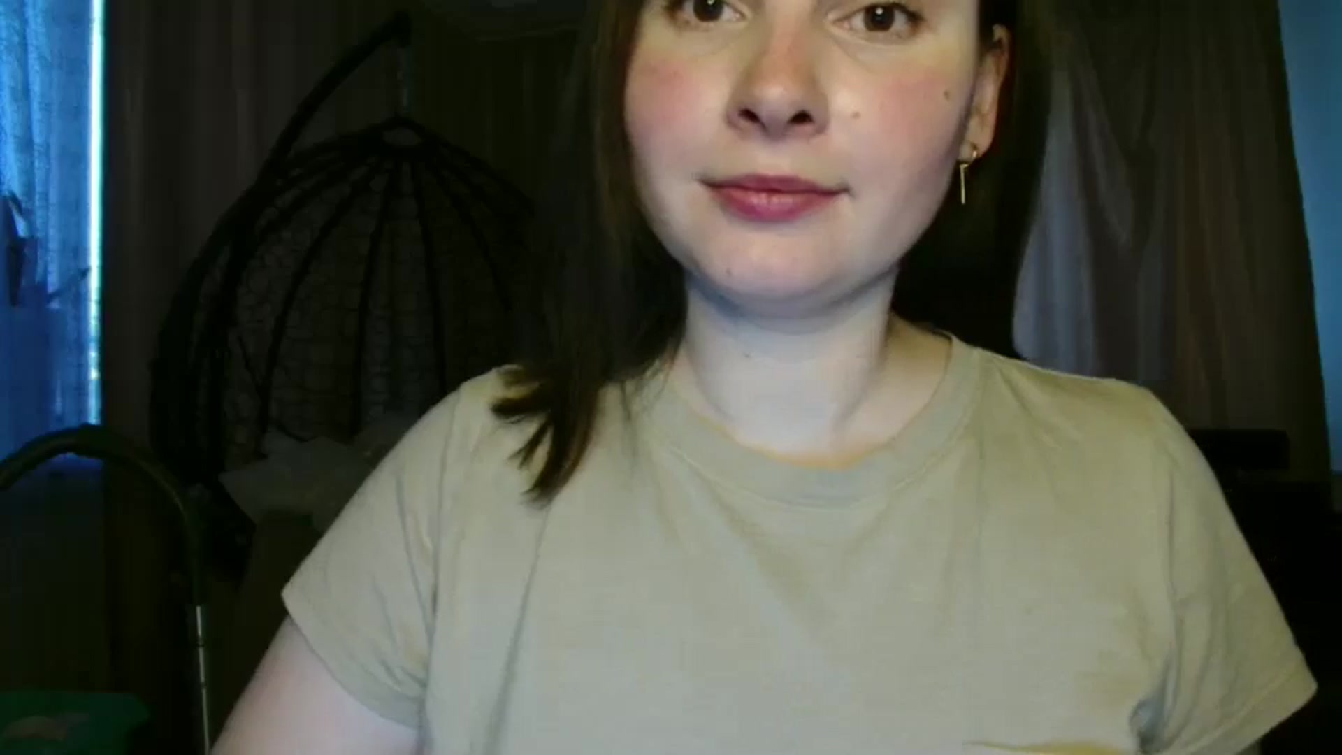 Gallery image thumbnail from MisssLove_is's myfreecams stream on, 06/05/2025, 18:20 image 3 of 20