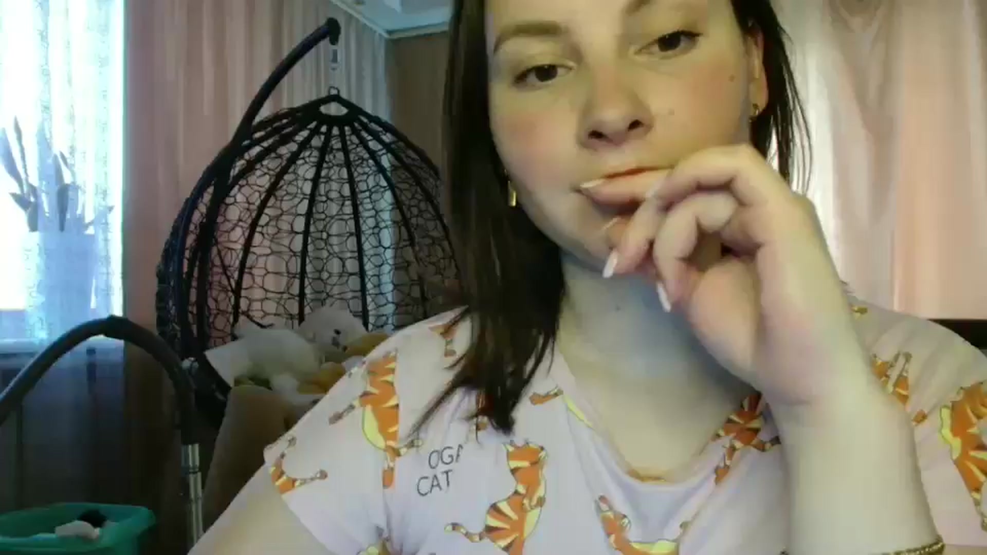 Gallery image thumbnail from MisssLove_is's myfreecams stream on, 06/06/2025, 13:19 image 11 of 20