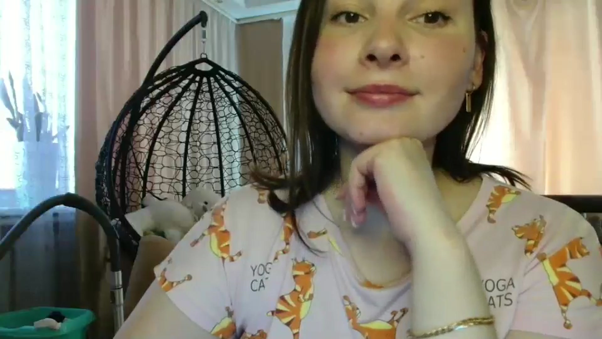 Gallery image thumbnail from MisssLove_is's myfreecams stream on, 06/06/2025, 13:19 image 20 of 20