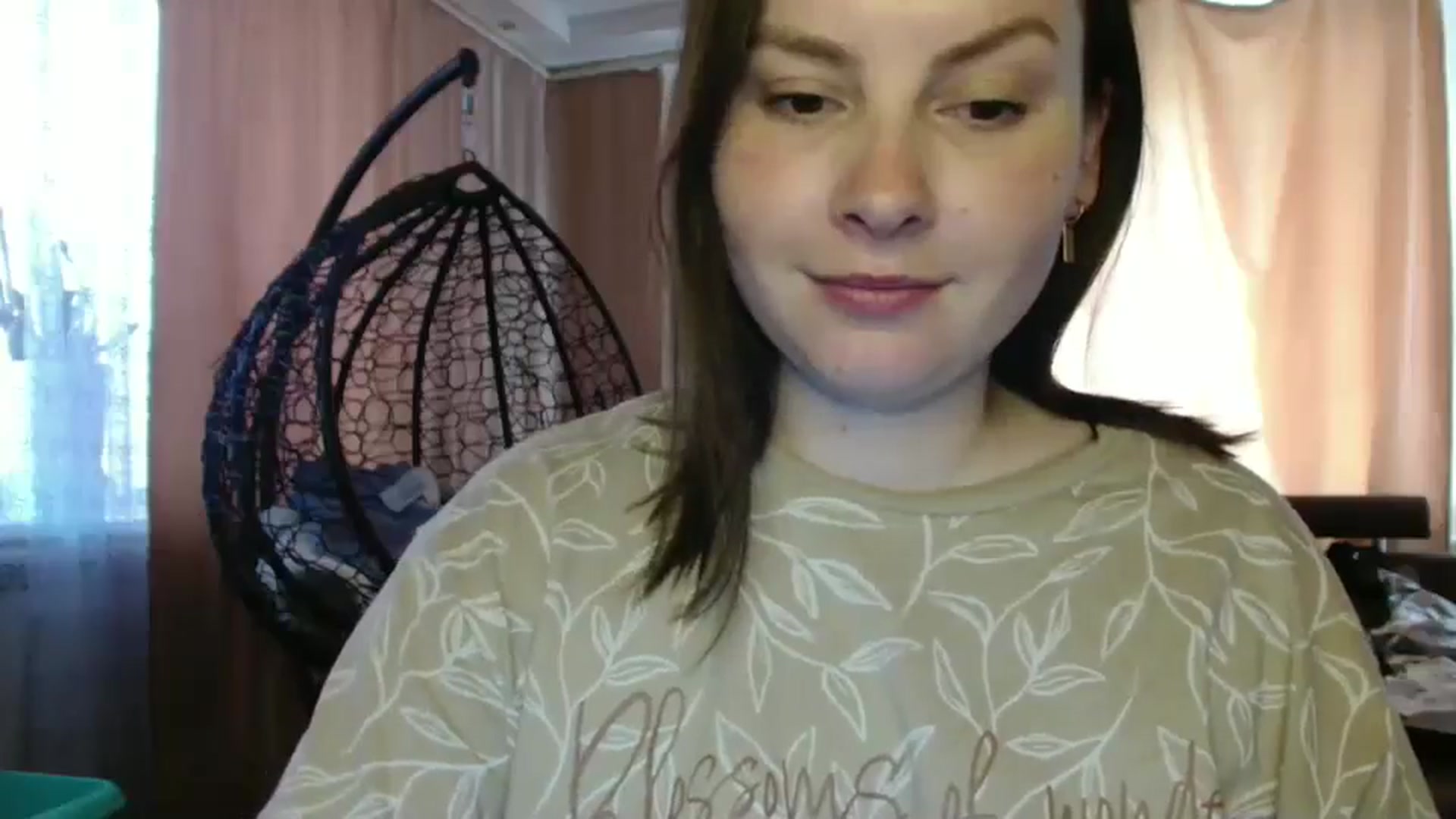 Gallery image thumbnail from MisssLove_is's myfreecams stream on, 06/09/2025, 13:58 image 14 of 20
