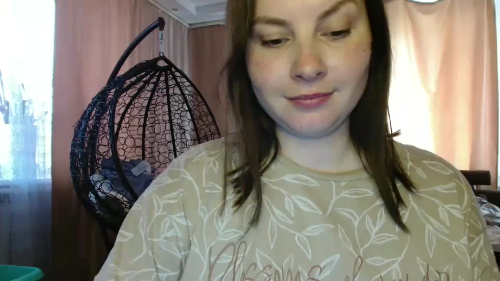 Gallery image thumbnail from MisssLove_is's myfreecams stream on, 06/09/2025, 13:58 image 20 of 20