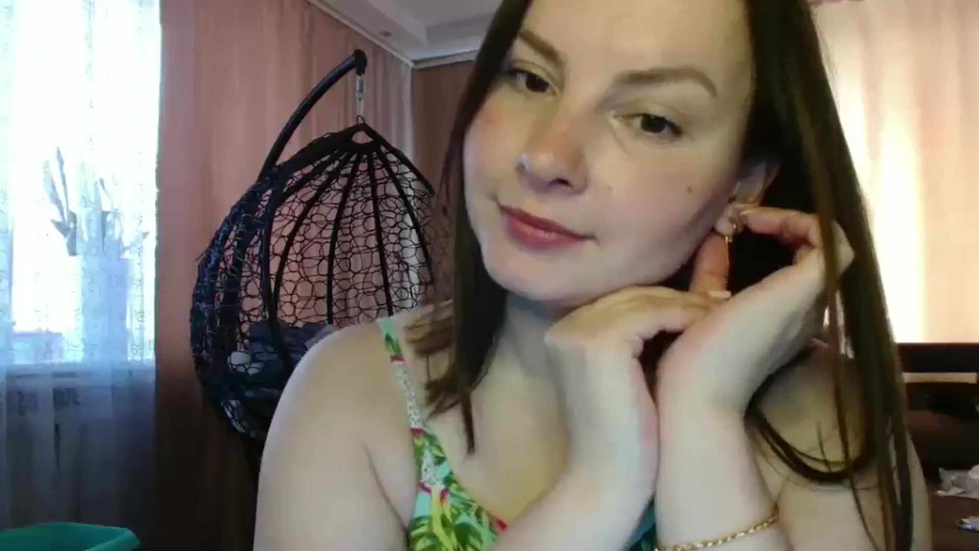 Gallery image thumbnail from MisssLove_is's myfreecams stream on, 06/10/2025, 13:20 image 3 of 20