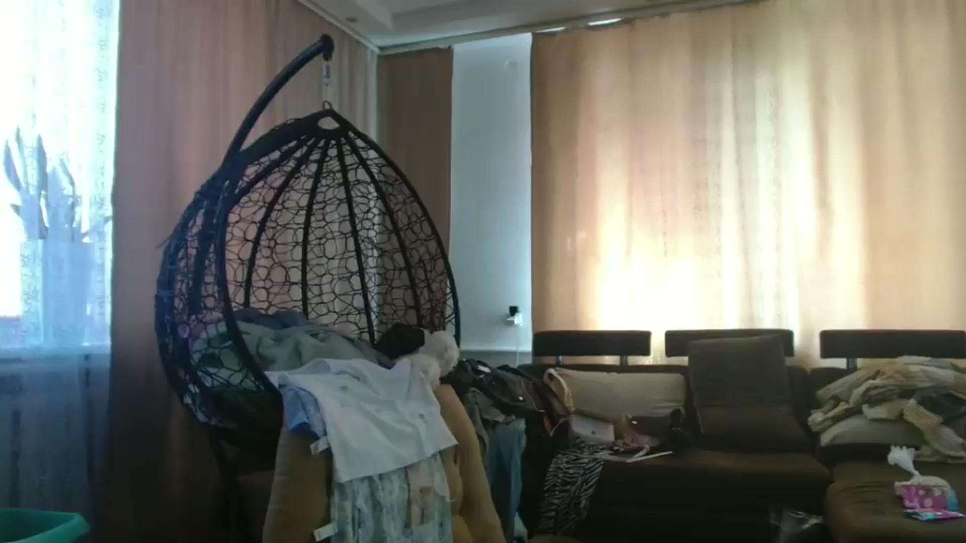 Gallery image thumbnail from MisssLove_is's myfreecams stream on, 06/24/2025, 13:33 image 17 of 20