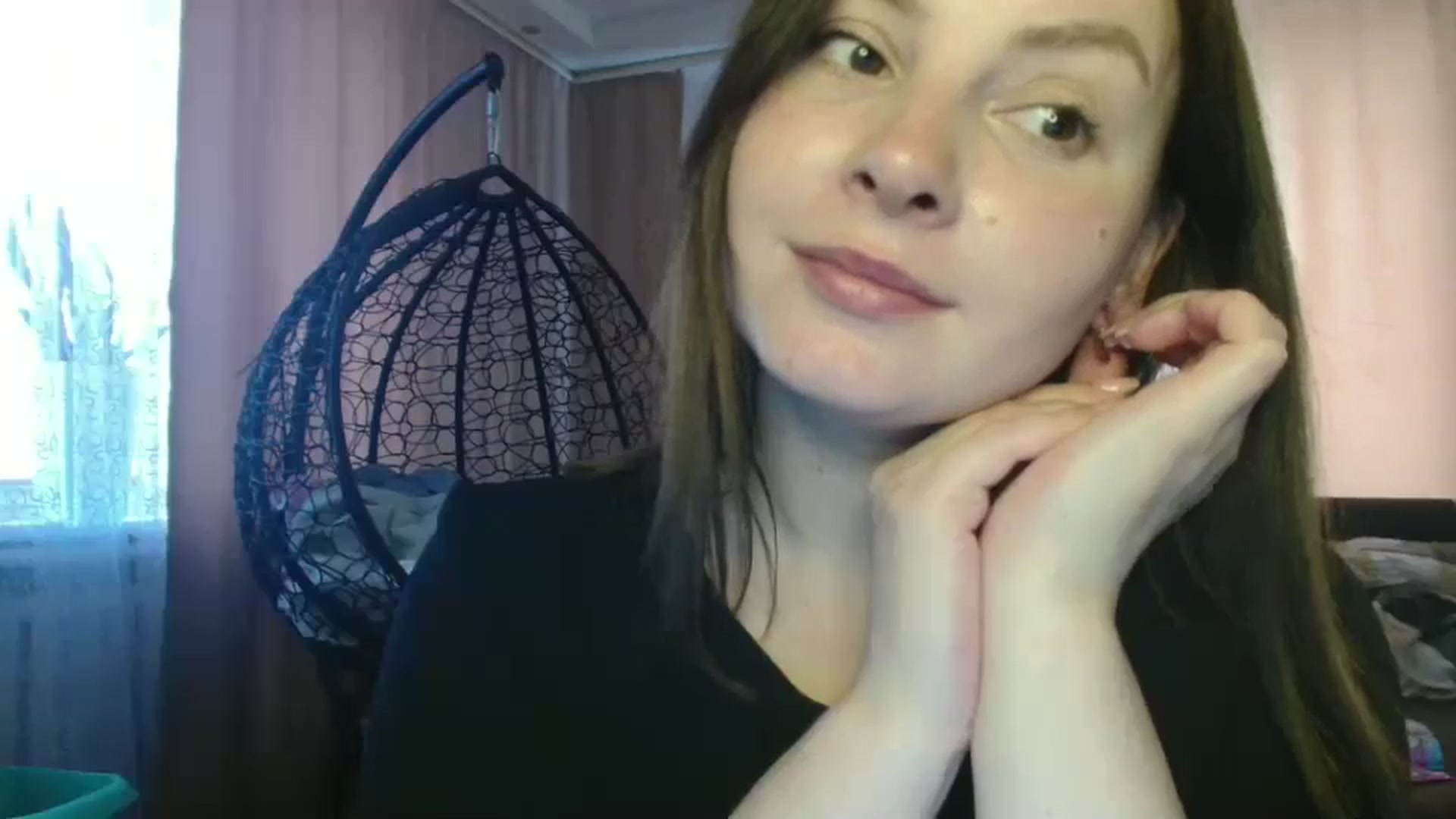 Gallery image thumbnail from MisssLove_is's myfreecams stream on, 06/24/2025, 13:33 image 5 of 20