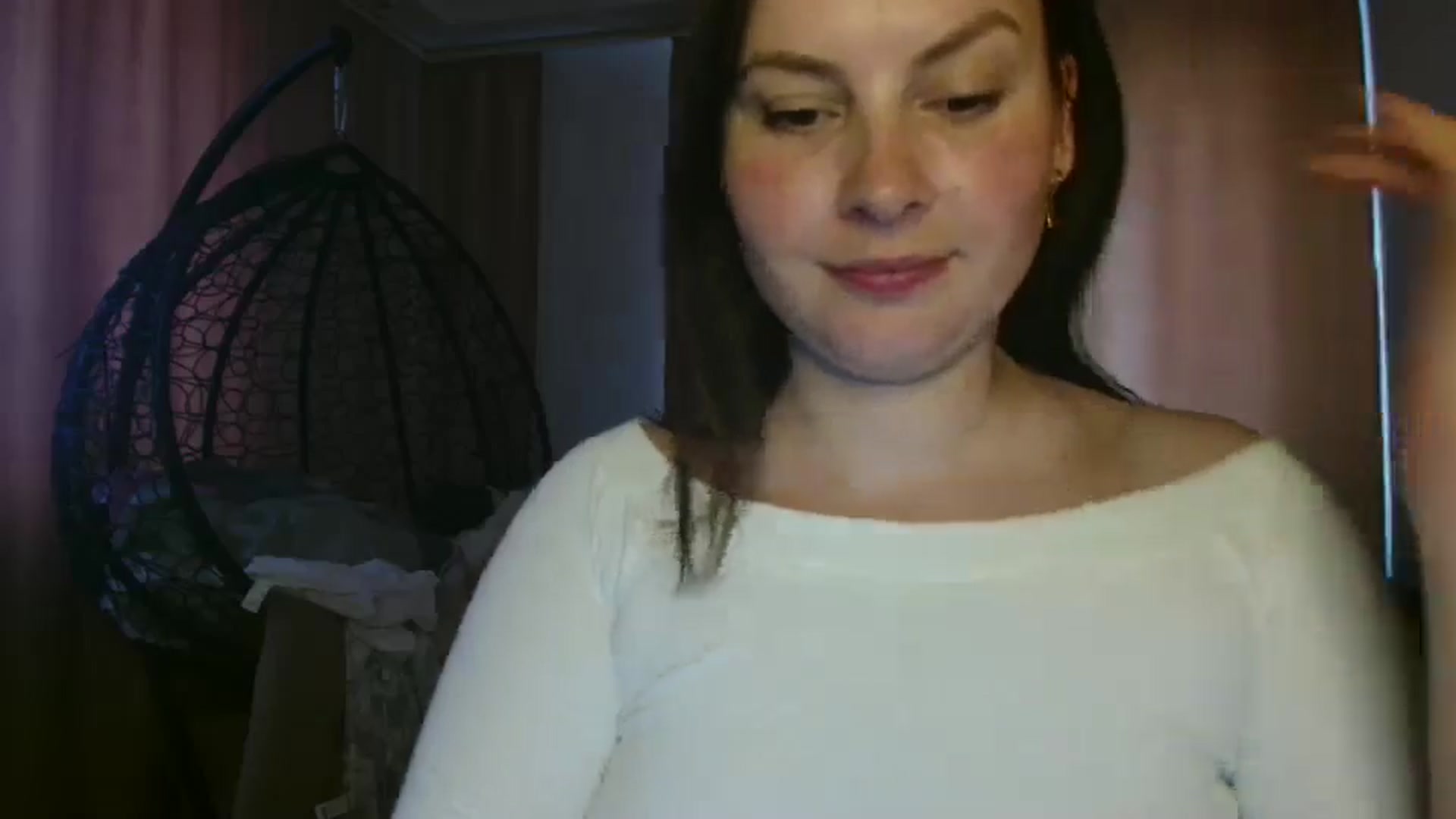 Gallery image thumbnail from MisssLove_is's myfreecams stream on, 06/24/2025, 17:12 image 13 of 20
