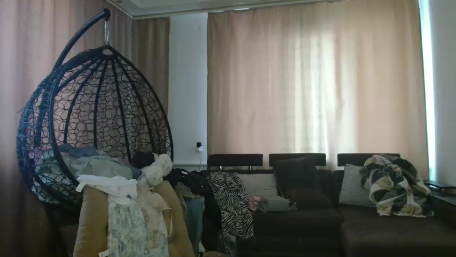Gallery image thumbnail from MisssLove_is's myfreecams stream on, 06/24/2025, 17:12 image 4 of 20