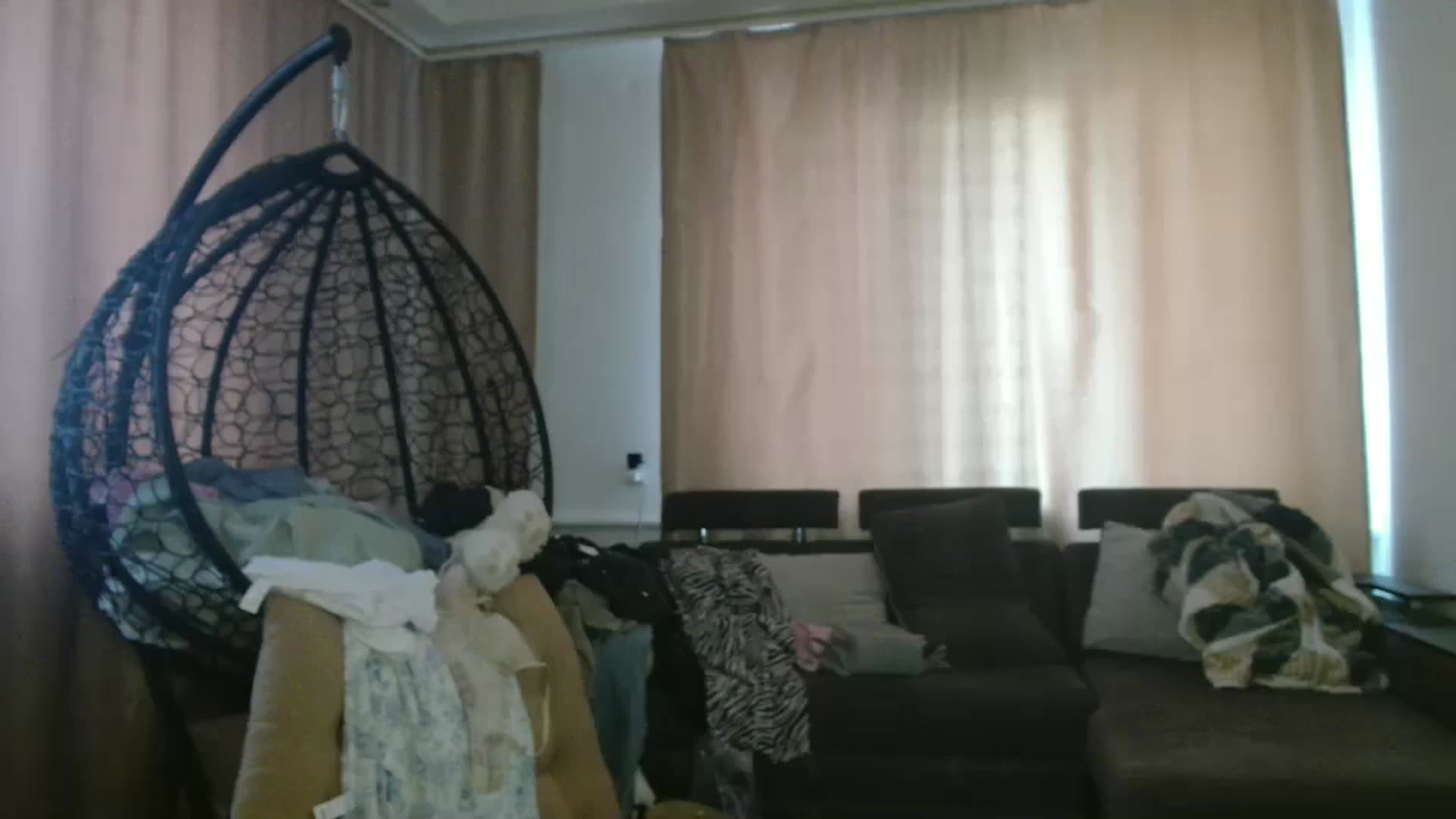 Gallery image thumbnail from MisssLove_is's myfreecams stream on, 06/24/2025, 17:12 image 10 of 20
