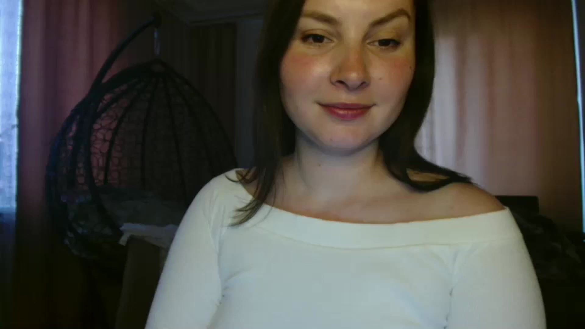 Gallery image thumbnail from MisssLove_is's myfreecams stream on, 06/24/2025, 17:12 image 20 of 20