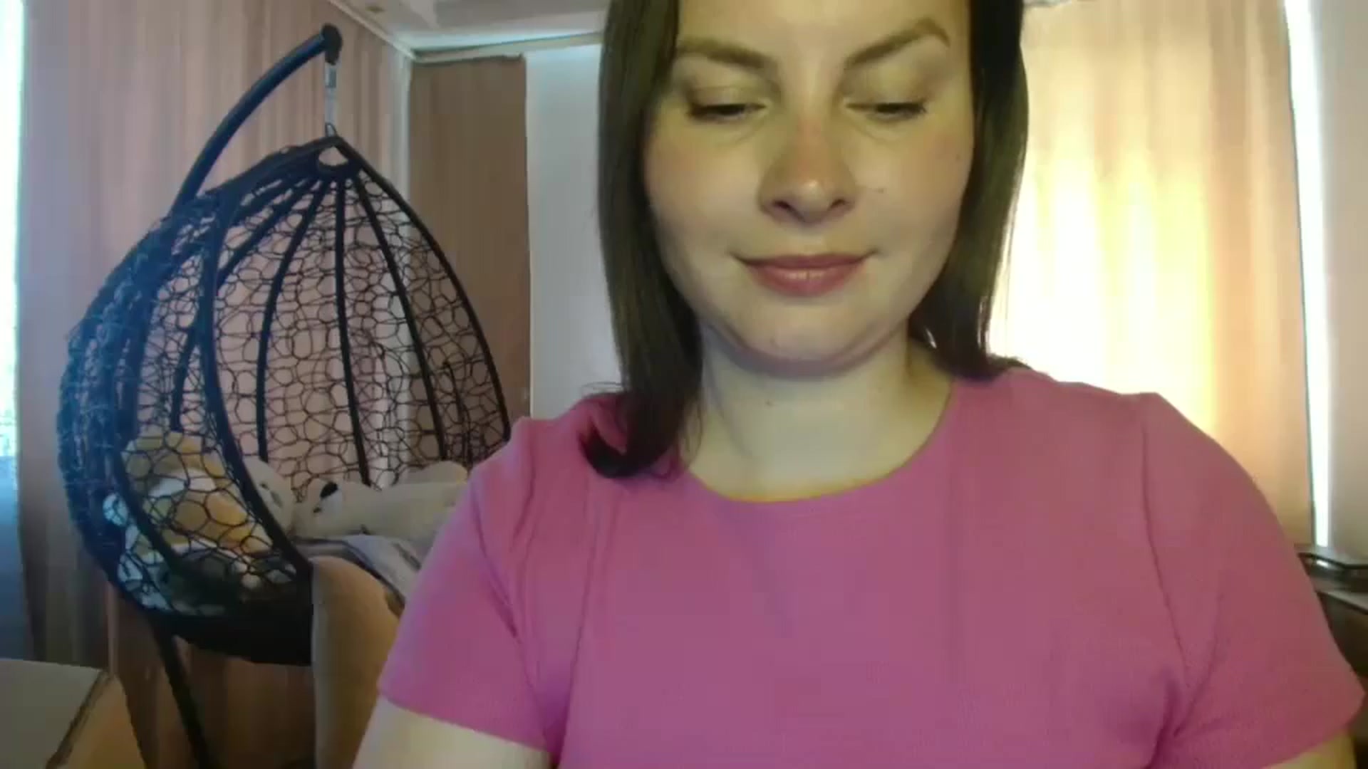 Gallery image thumbnail from MisssLove_is's myfreecams stream on, 07/02/2025, 12:20 image 17 of 20