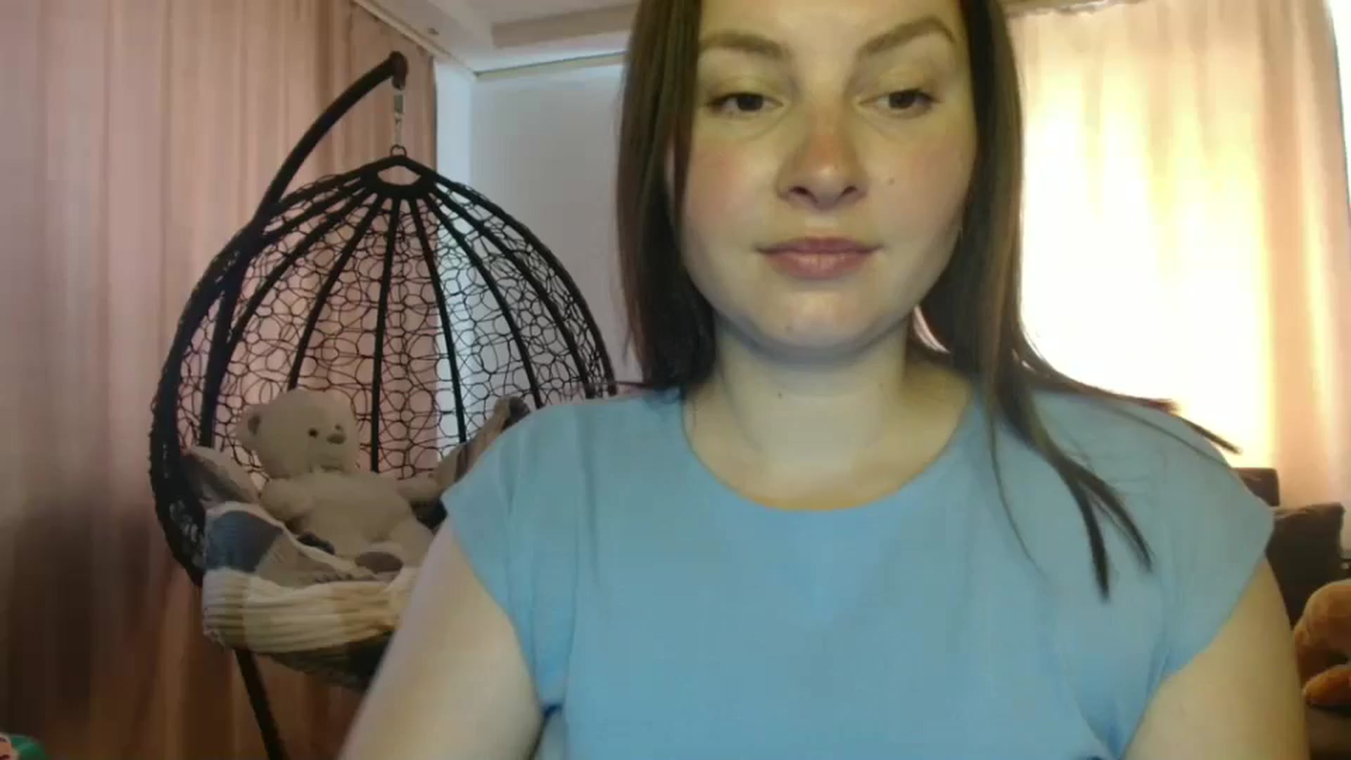 Gallery image thumbnail from MisssLove_is's myfreecams stream on, 07/06/2025, 11:47 image 9 of 20