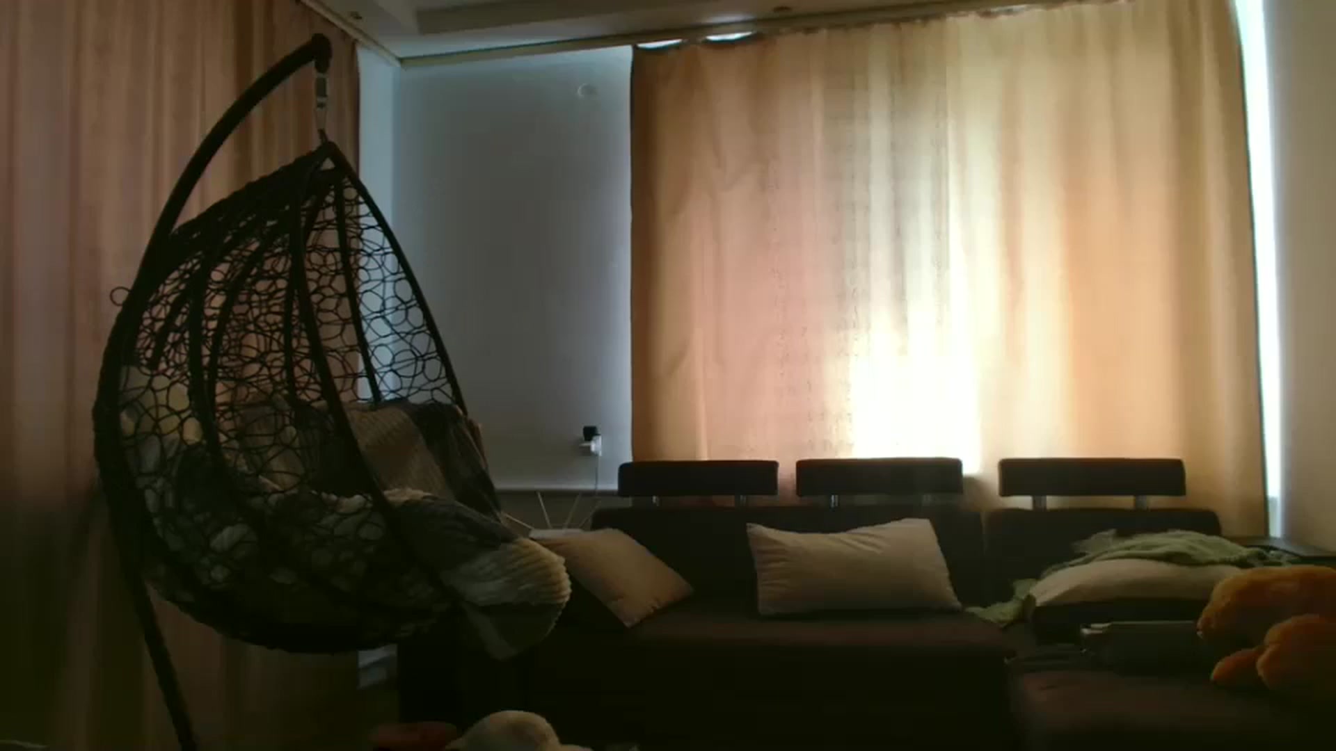 Gallery image thumbnail from MisssLove_is's myfreecams stream on, 07/07/2025, 12:20 image 13 of 20