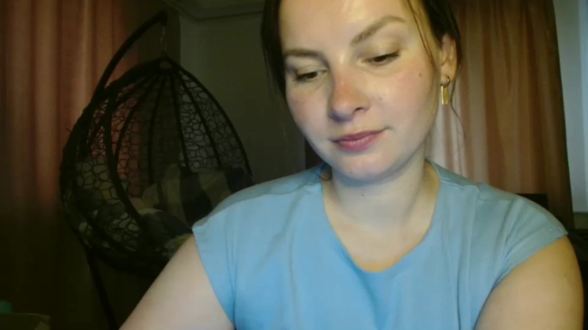 Gallery image thumbnail from MisssLove_is's myfreecams stream on, 07/08/2025, 16:54 image 3 of 20