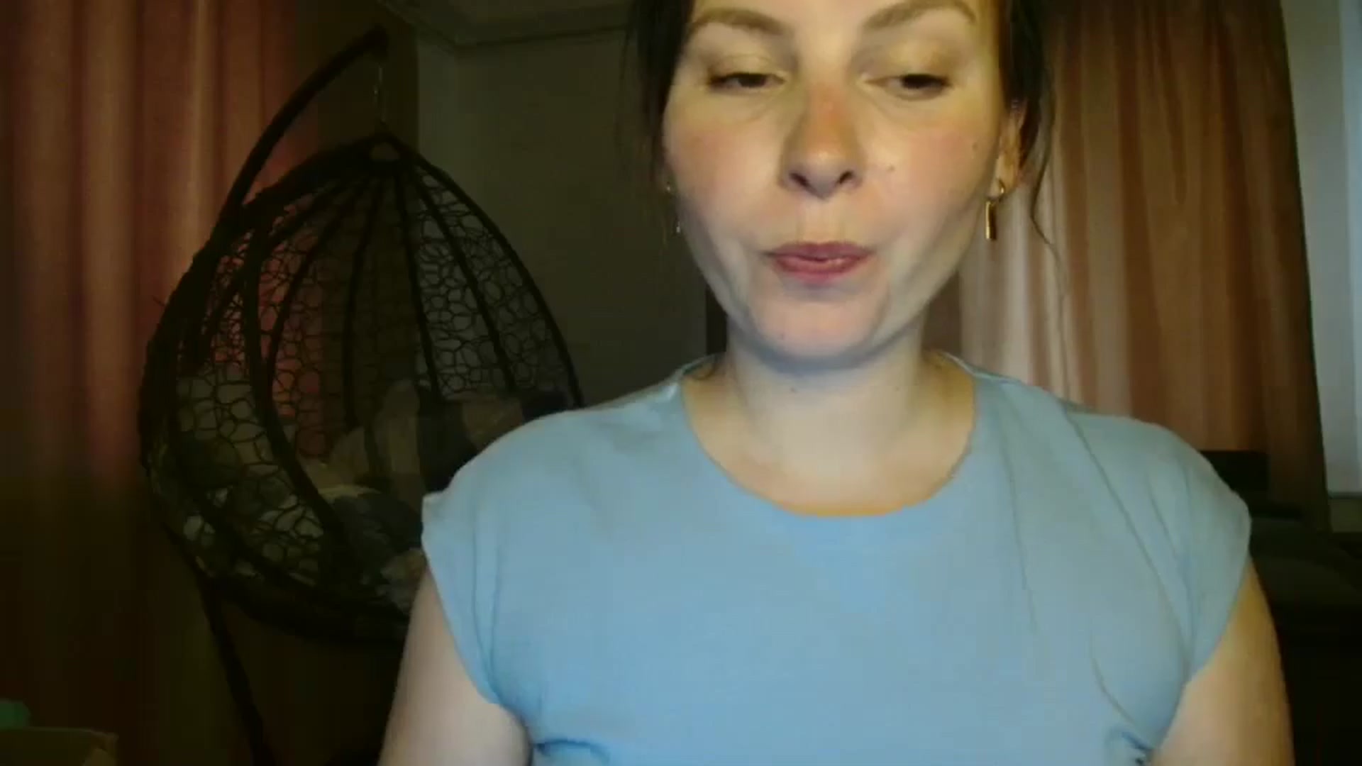 Gallery image thumbnail from MisssLove_is's myfreecams stream on, 07/08/2025, 16:54 image 4 of 20