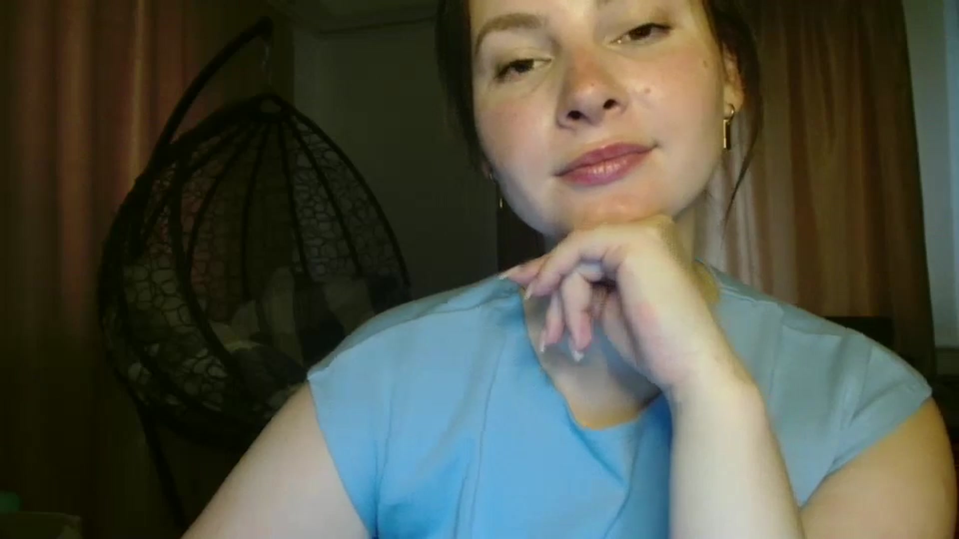 Gallery image thumbnail from MisssLove_is's myfreecams stream on, 07/08/2025, 16:54 image 12 of 20
