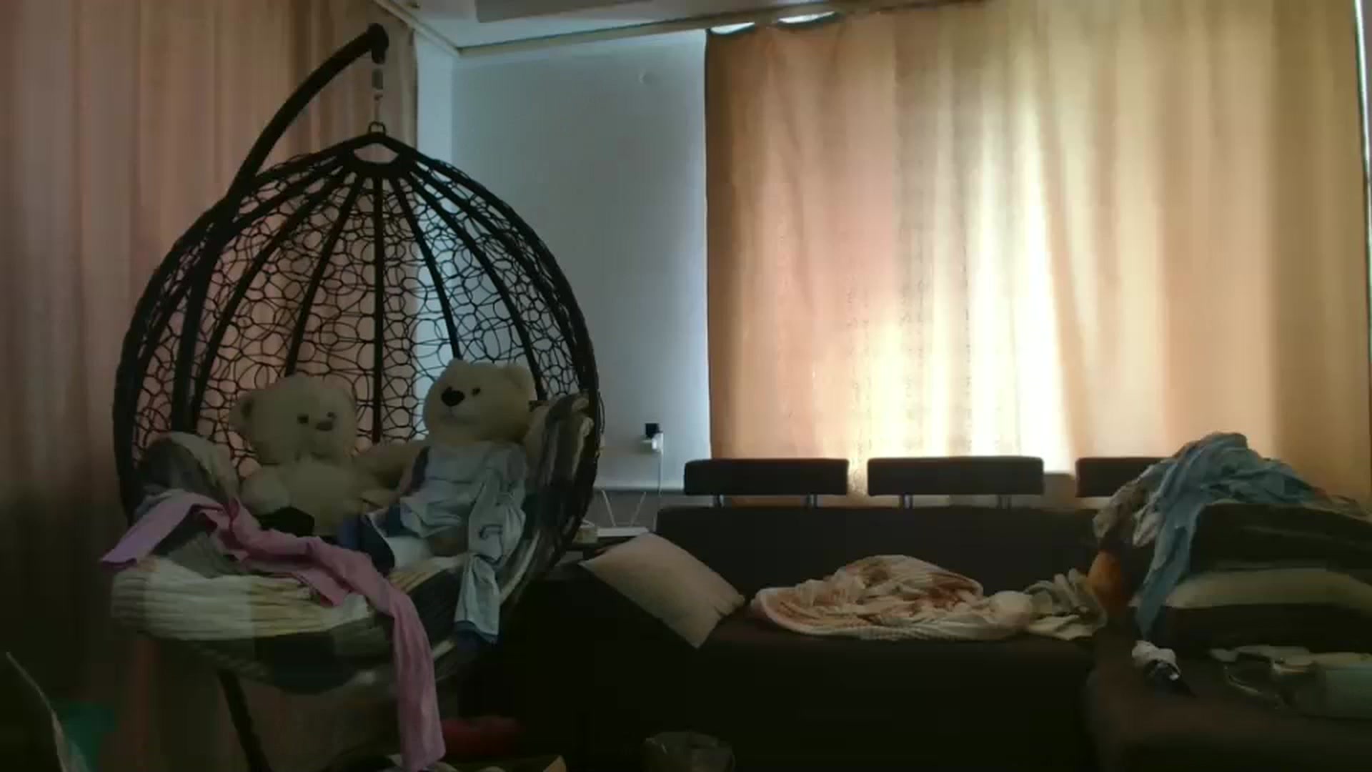 Gallery image thumbnail from MisssLove_is's myfreecams stream on, 07/11/2025, 13:35 image 4 of 20
