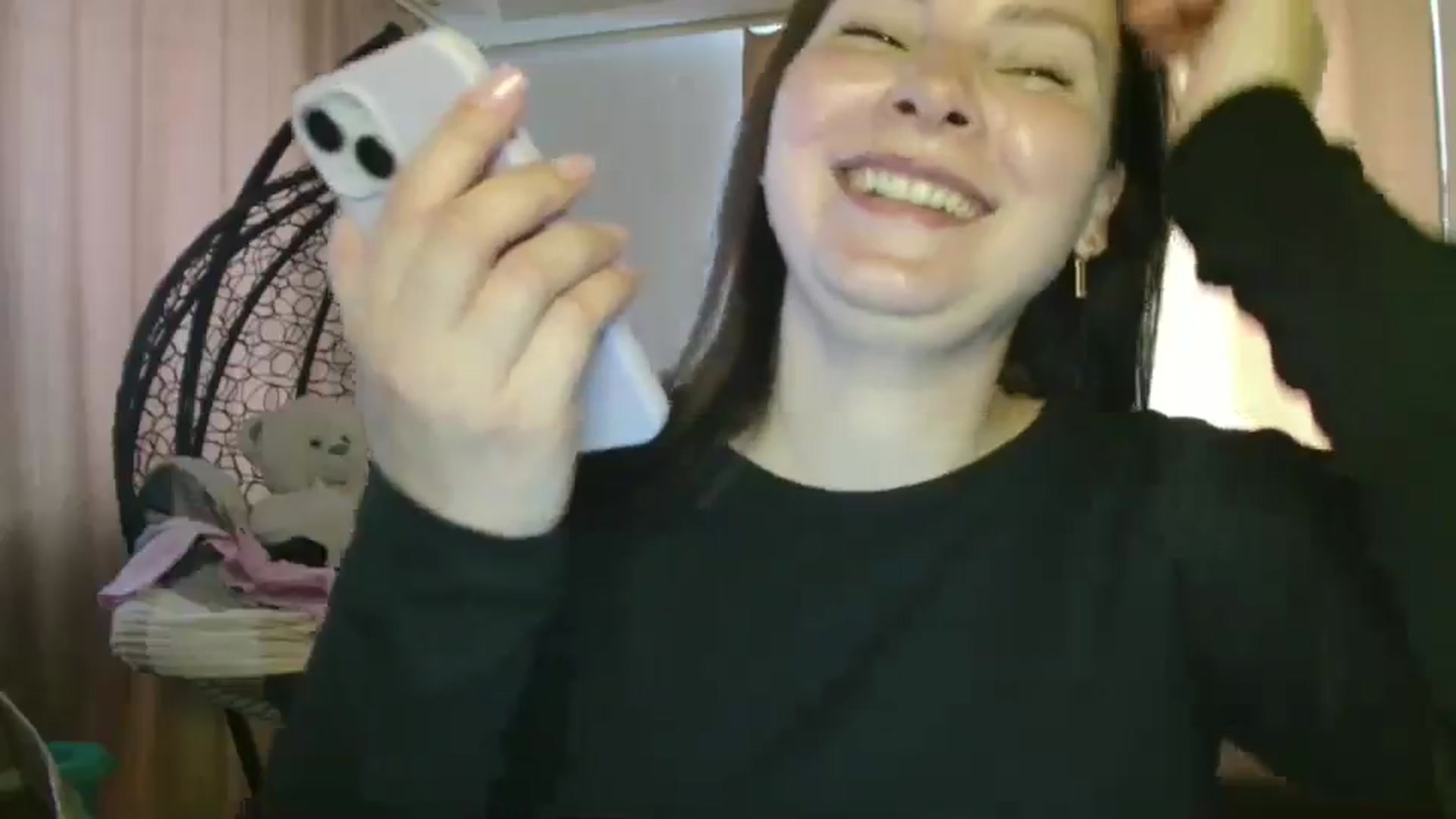 Gallery image thumbnail from MisssLove_is's myfreecams stream on, 07/11/2025, 13:35 image 20 of 20