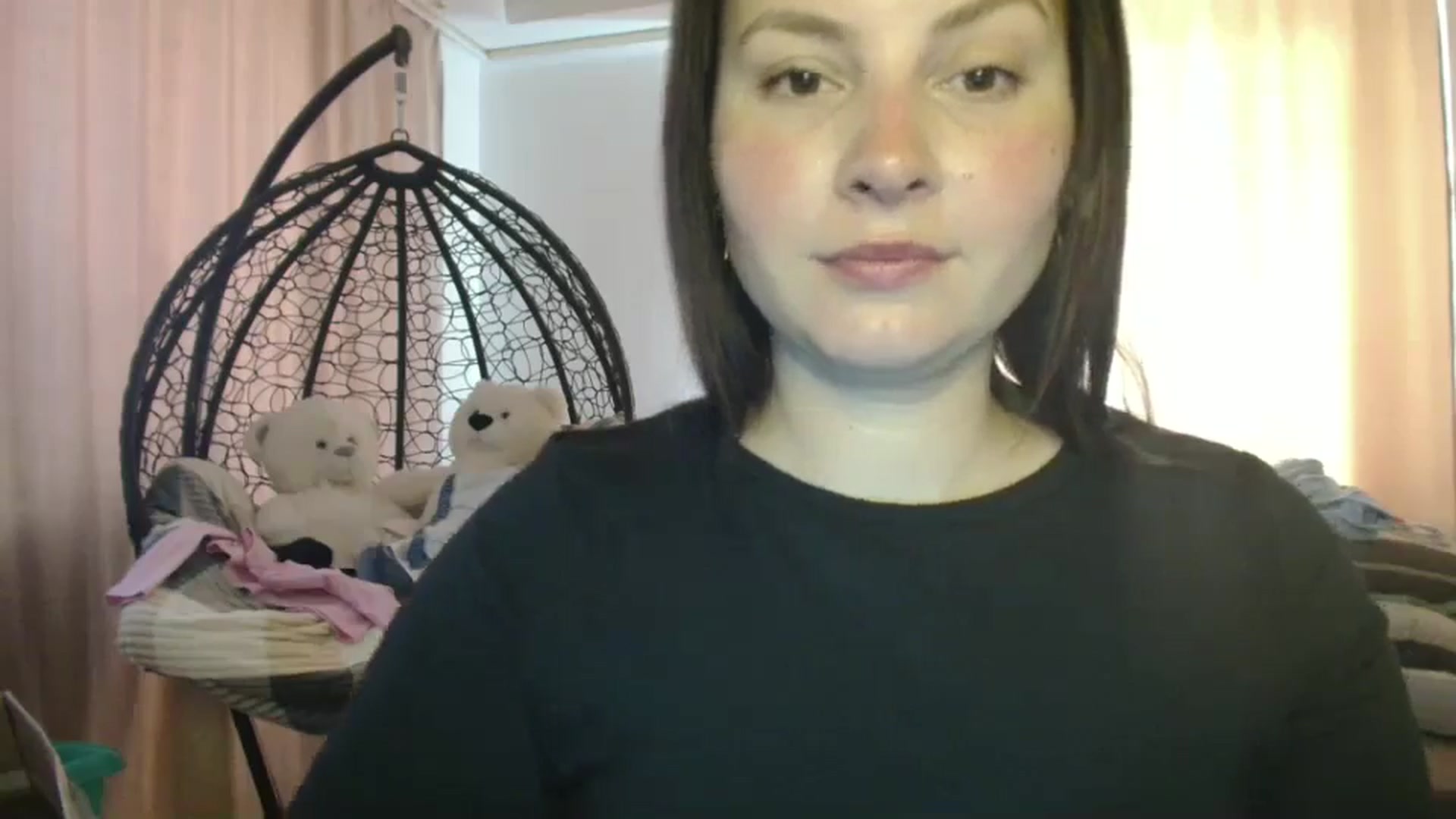 Gallery image thumbnail from MisssLove_is's myfreecams stream on, 07/11/2025, 13:35 image 10 of 20
