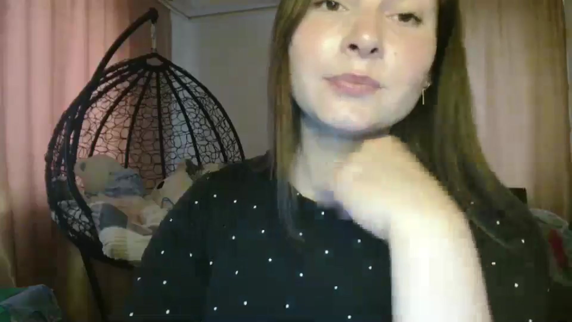 Gallery image thumbnail from MisssLove_is's myfreecams stream on, 07/14/2025, 17:54 image 10 of 20