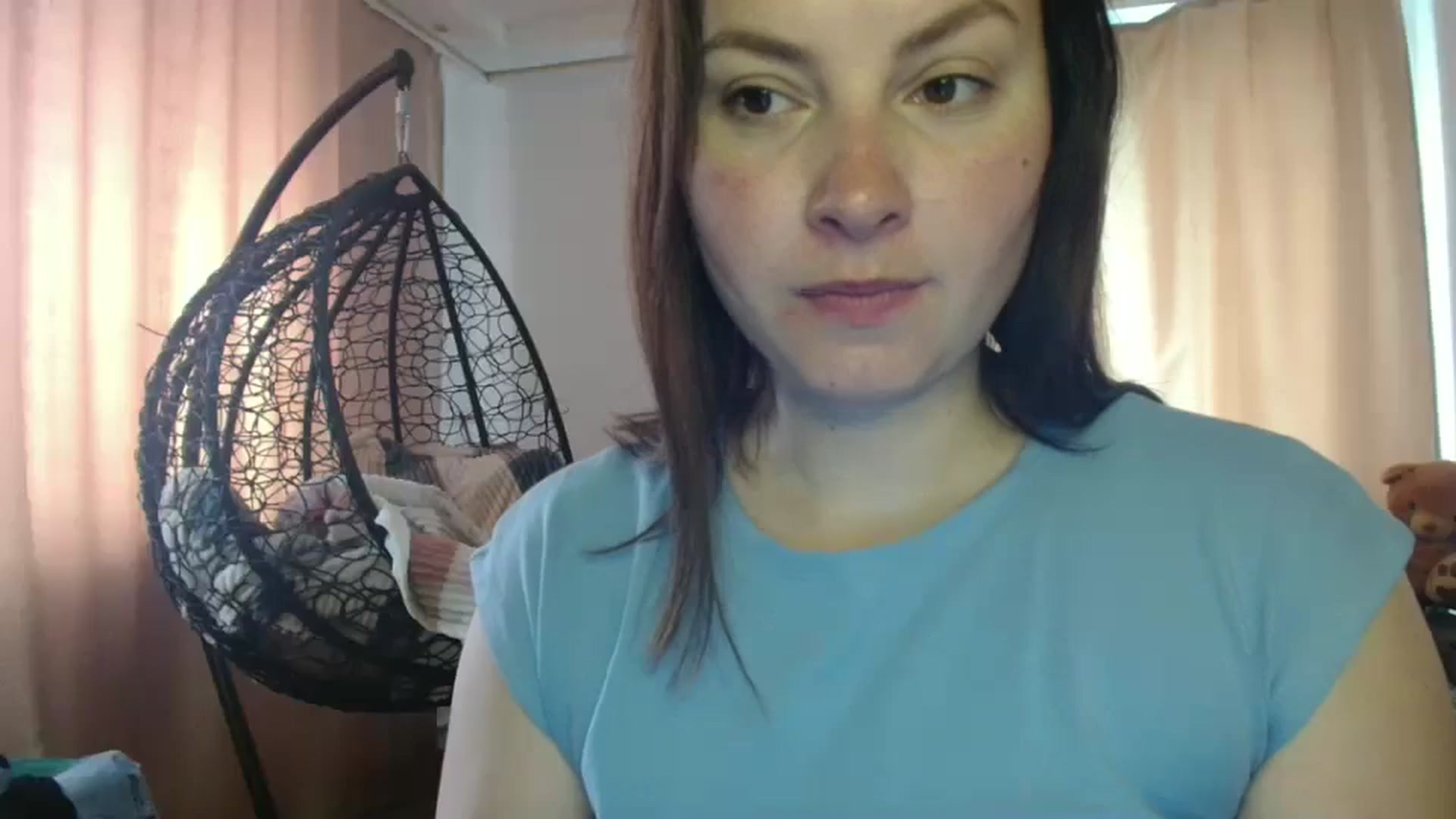 Gallery image thumbnail from MisssLove_is's myfreecams stream on, 07/17/2025, 07:29 image 3 of 20