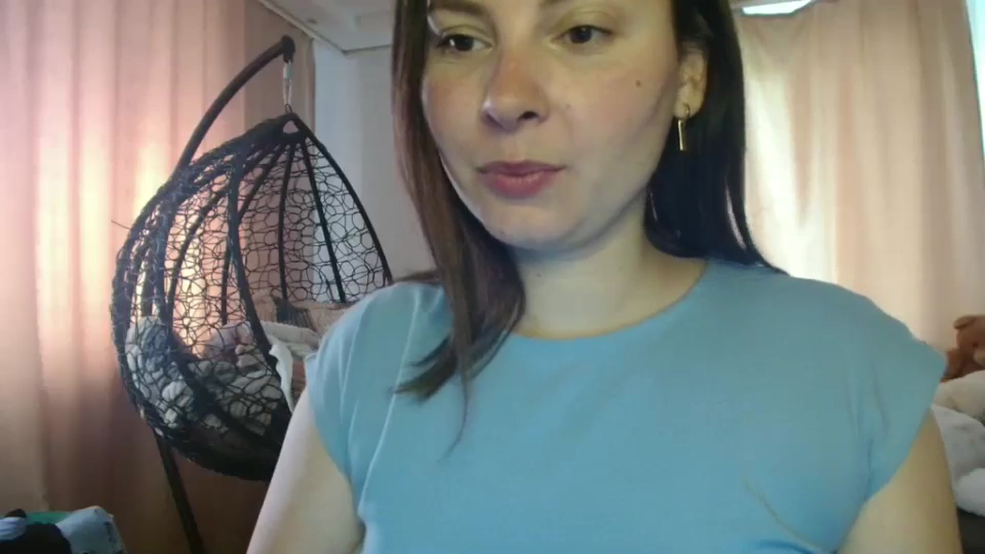 Gallery image thumbnail from MisssLove_is's myfreecams stream on, 07/17/2025, 07:56 image 14 of 20