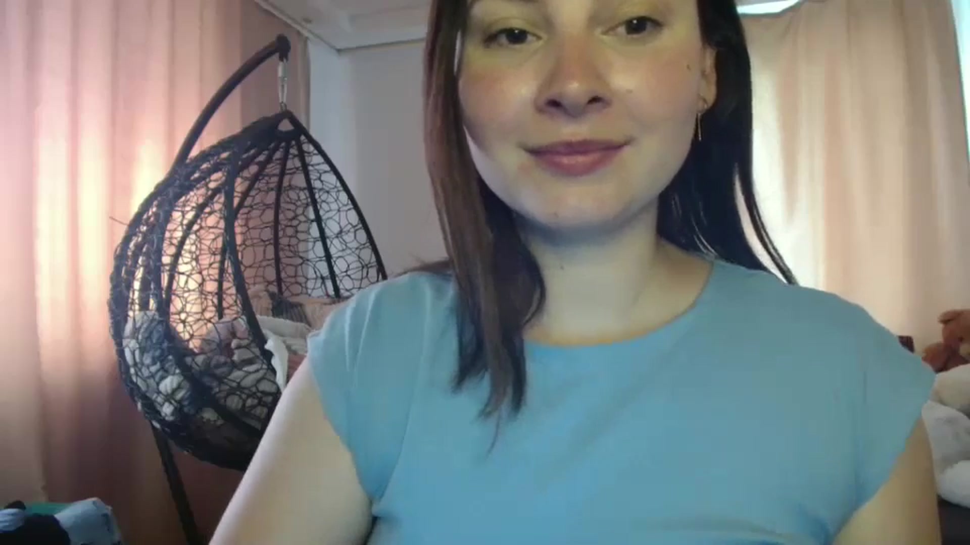 Gallery image thumbnail from MisssLove_is's myfreecams stream on, 07/17/2025, 07:56 image 13 of 20
