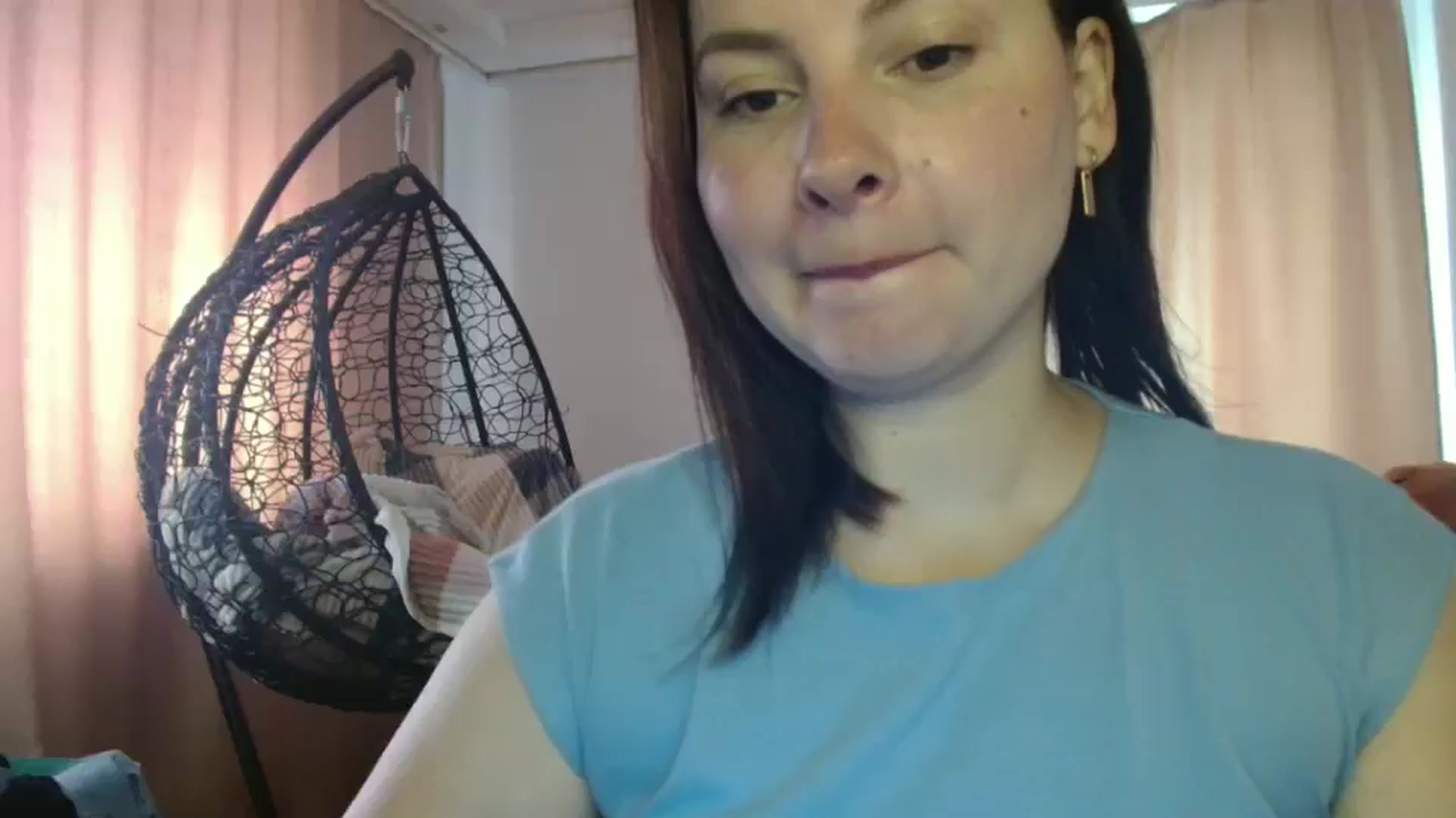 Gallery image thumbnail from MisssLove_is's myfreecams stream on, 07/17/2025, 07:56 image 1 of 20
