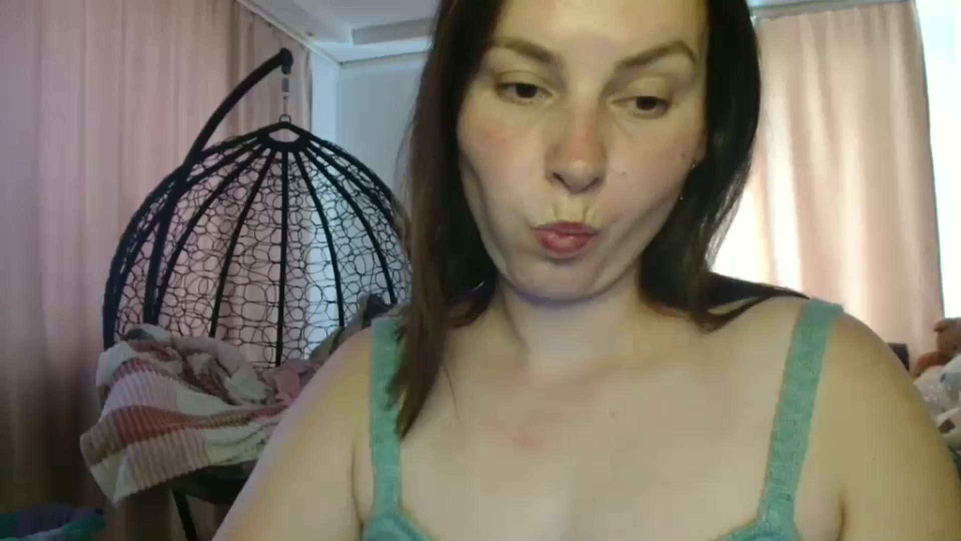 Gallery image thumbnail from MisssLove_is's myfreecams stream on, 07/23/2025, 14:37 image 10 of 20