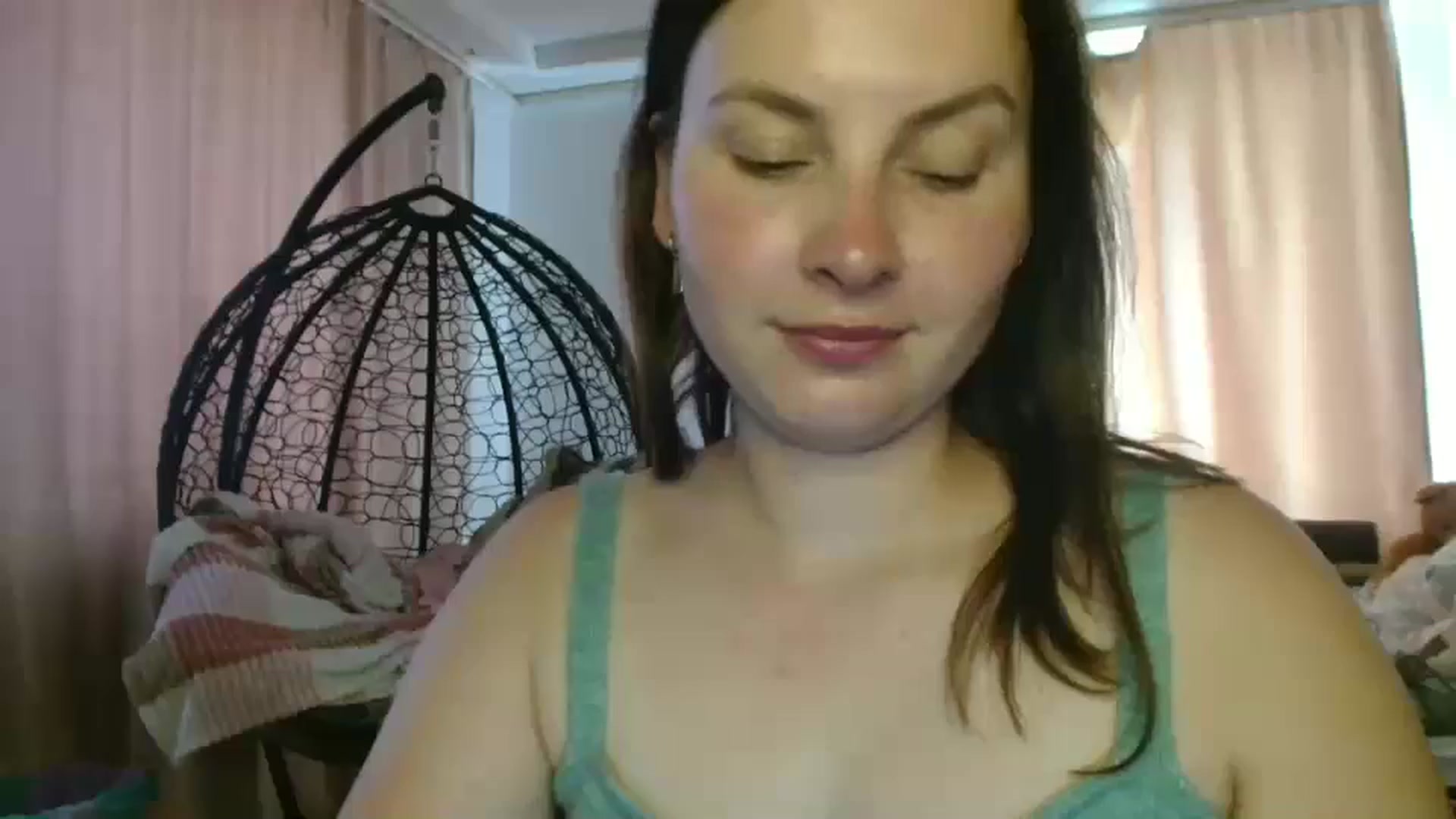 Gallery image thumbnail from MisssLove_is's myfreecams stream on, 07/23/2025, 14:37 image 14 of 20