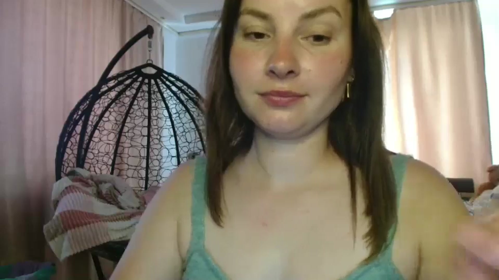Gallery image thumbnail from MisssLove_is's myfreecams stream on, 07/23/2025, 14:37 image 18 of 20