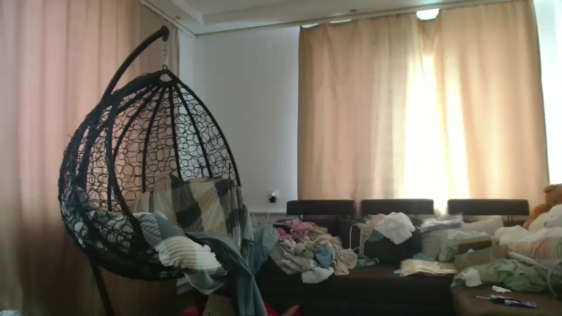 Gallery image thumbnail from MisssLove_is's myfreecams stream on, 07/27/2025, 12:51 image 4 of 20