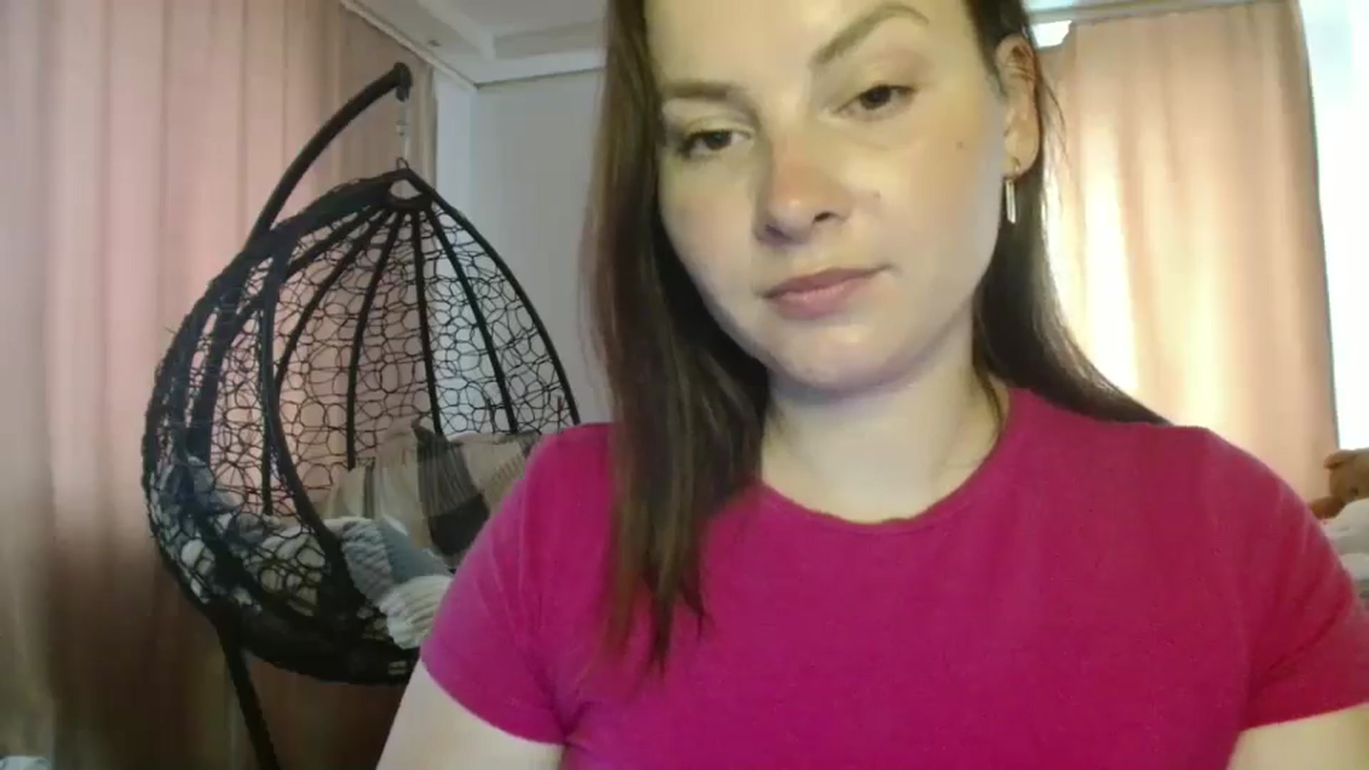 Gallery image thumbnail from MisssLove_is's myfreecams stream on, 07/27/2025, 12:51 image 19 of 20